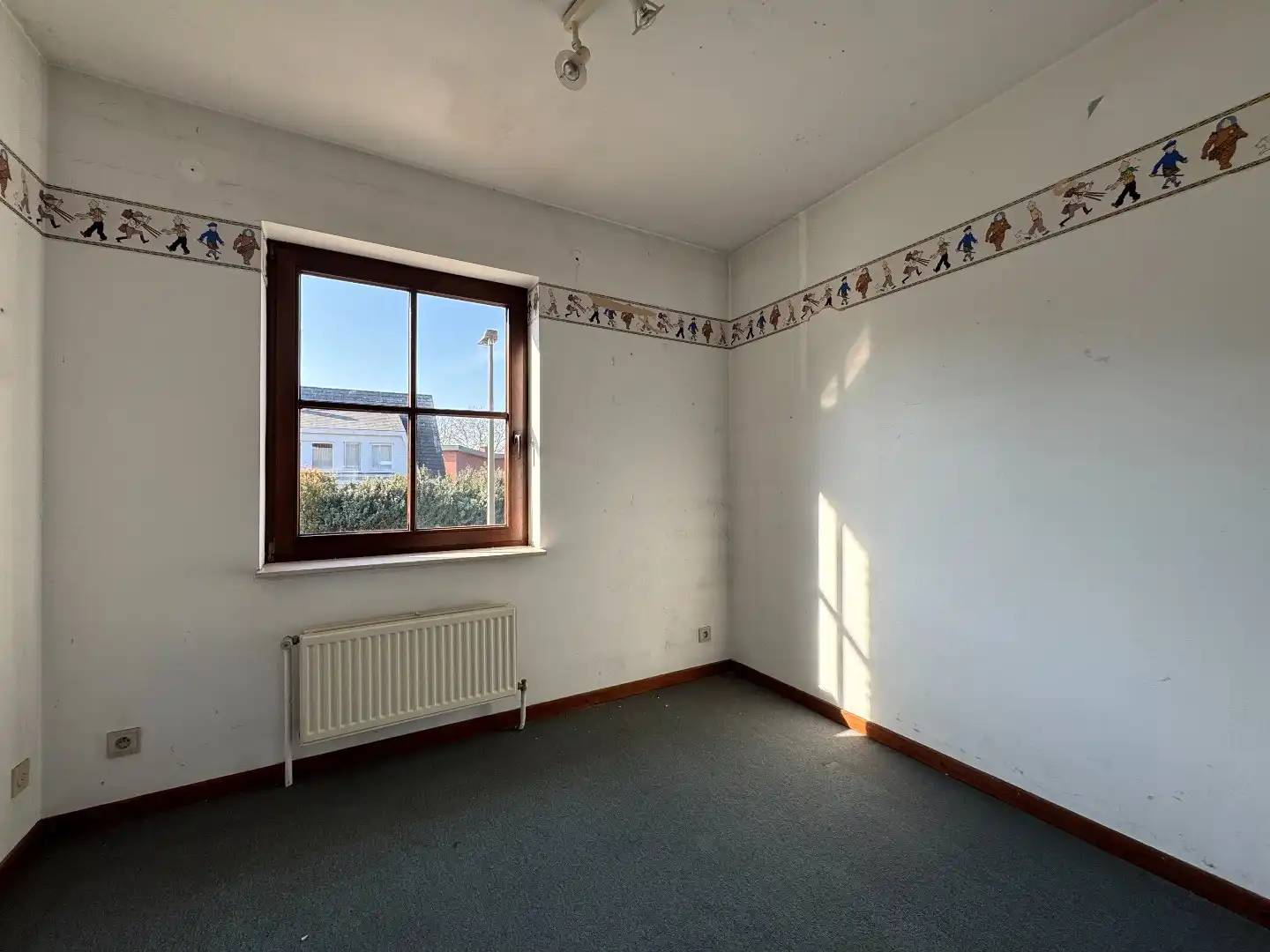 Een ruime 3-gevelwoning met tuin en garage foto 11