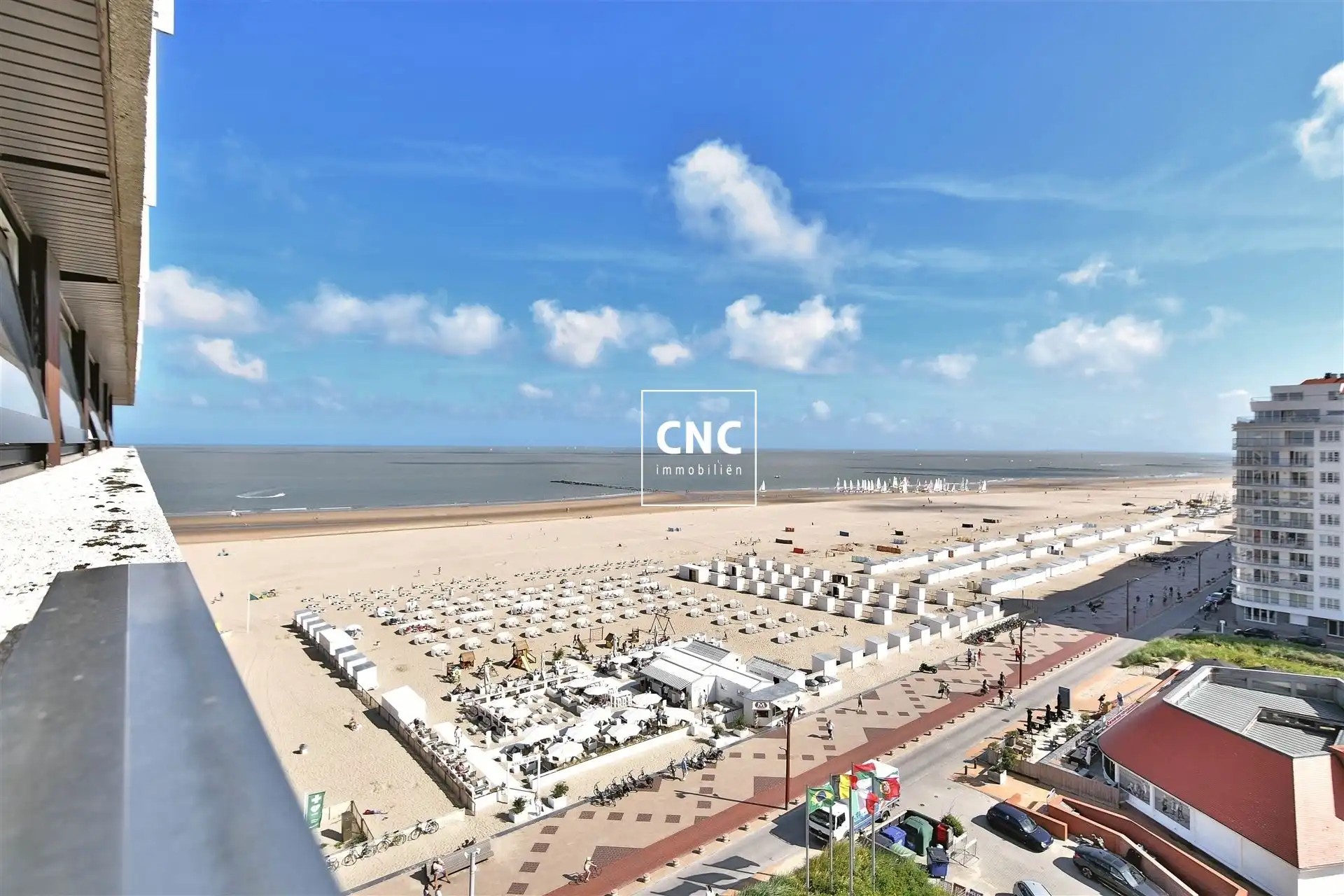 Studio met panoramisch zeezicht en zonneterras in Duinbergen foto 9