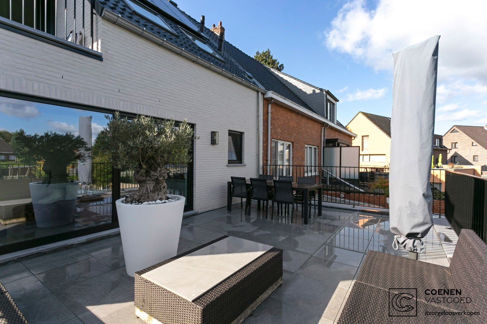 Nieuwbouwappartement te huur met een bew. opp. van 60m², 2 slaapkamers en een ruim terras van 21m² op een toplocatie te 's Gravenwezel! foto 13