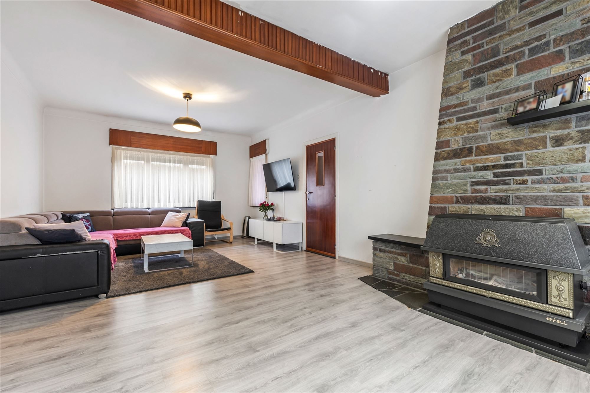 OP TE FRISSEN WONING MET 3 SLAAPKAMERS OP EEN RUIM PERCEEL VAN 10A57CA TE BEVERLO foto 2