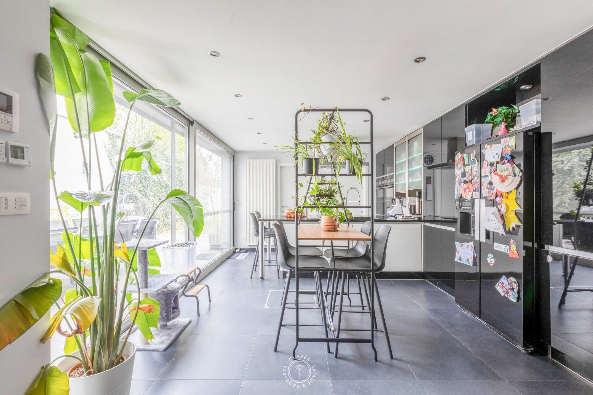 Instapklare gezinswoning met 5 slaapkamers foto 6