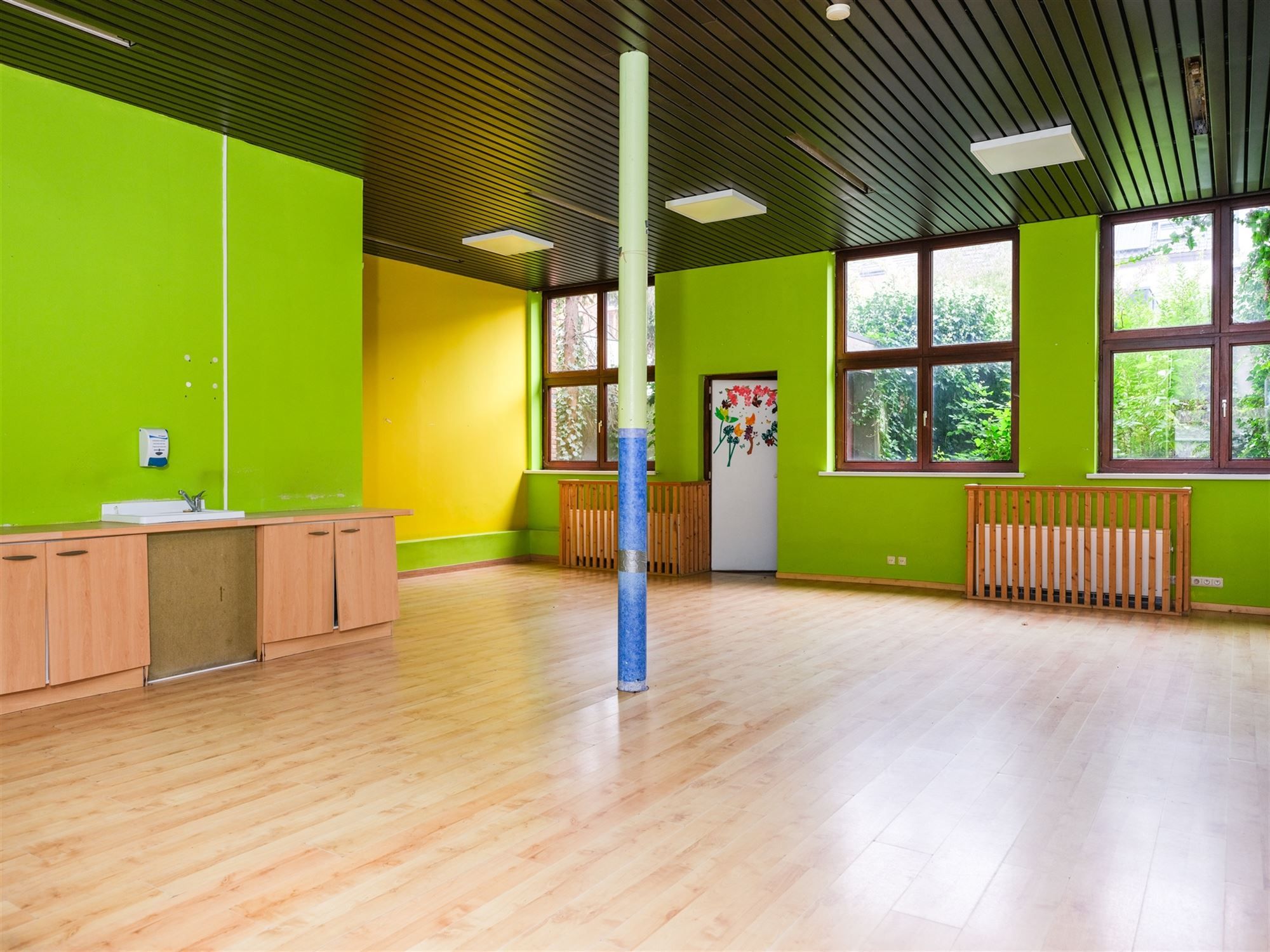 ruime rijwoning met polyvalent bijgebouw en tal van mogelijk foto 16