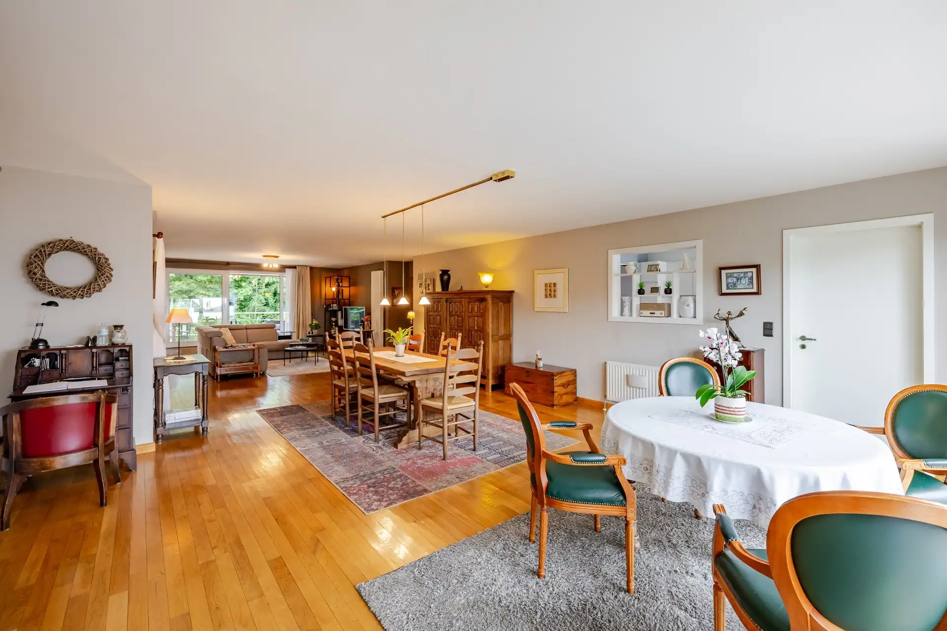 Exclusief en bijzonder ruim appartement van 183 m² met zuidgericht terras en uniek zicht op het groen, op wandelafstand van het stadspark en centrum van Aalst foto 14