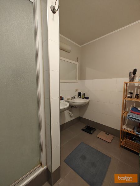 Woning met 2 slaapkamers en terras. foto 5