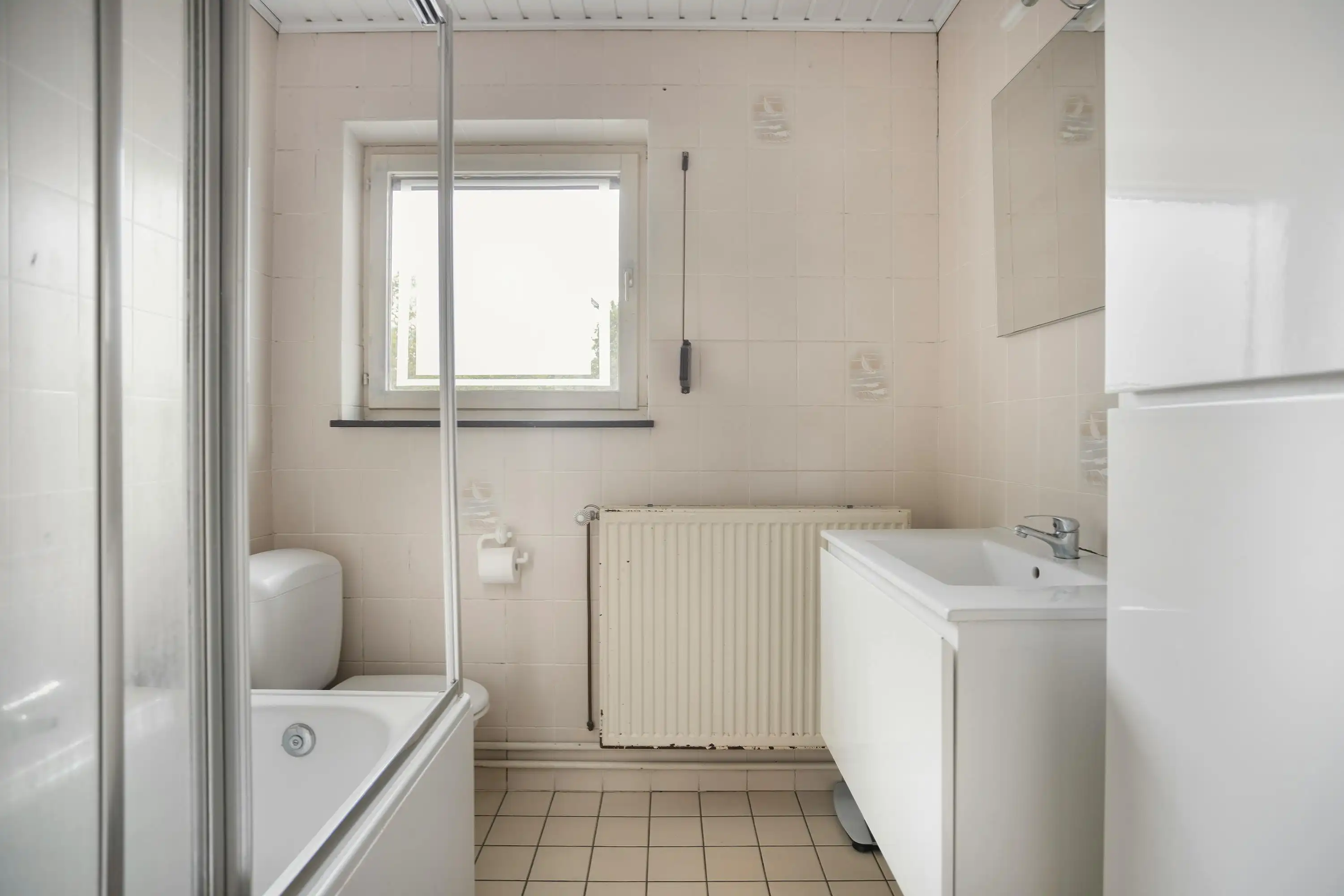 Halfopen gezinswoning met 4 slaapkamers in Genk foto 11