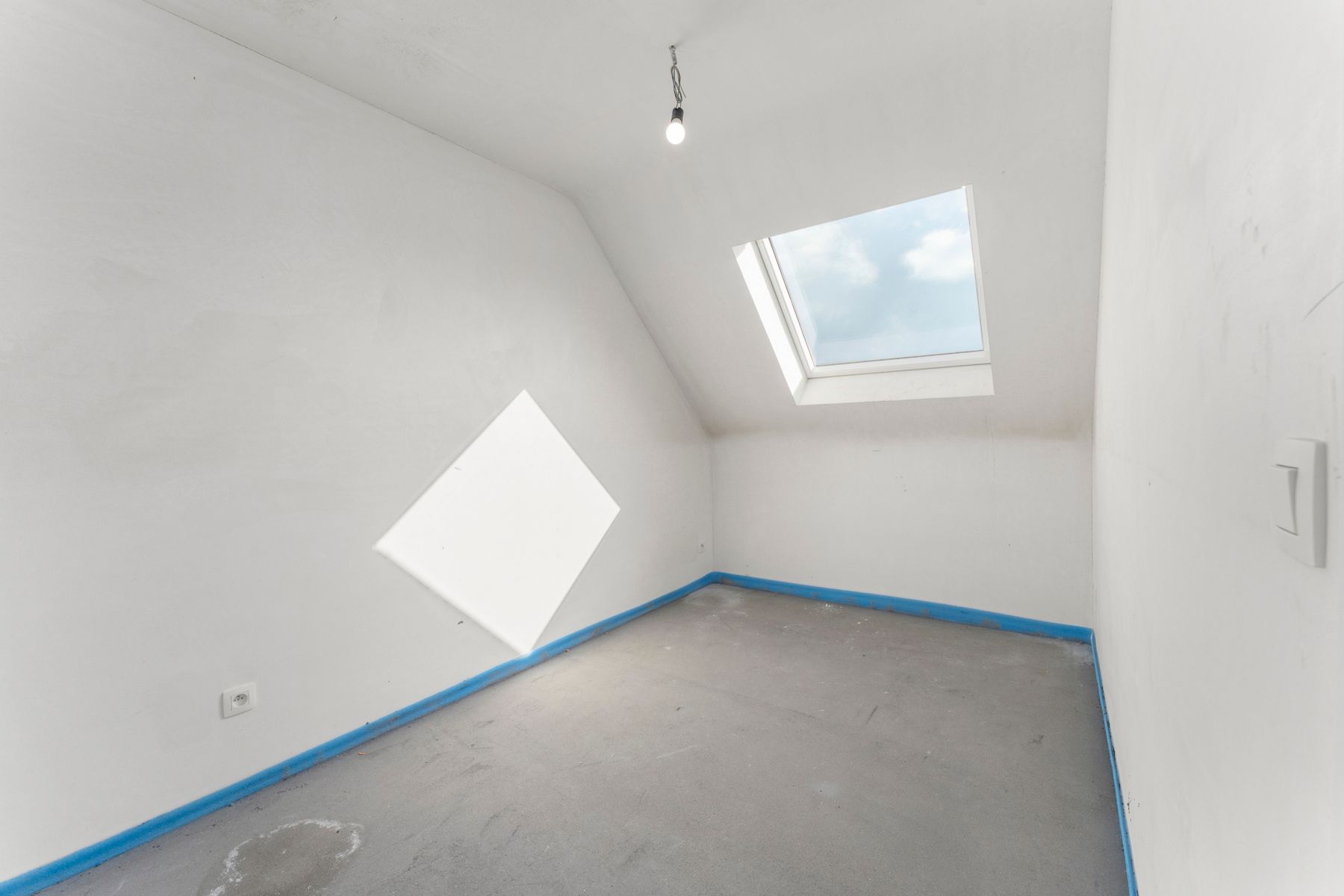 Instapklare, BEN, halfopen woning in het hart van Wingene foto 13