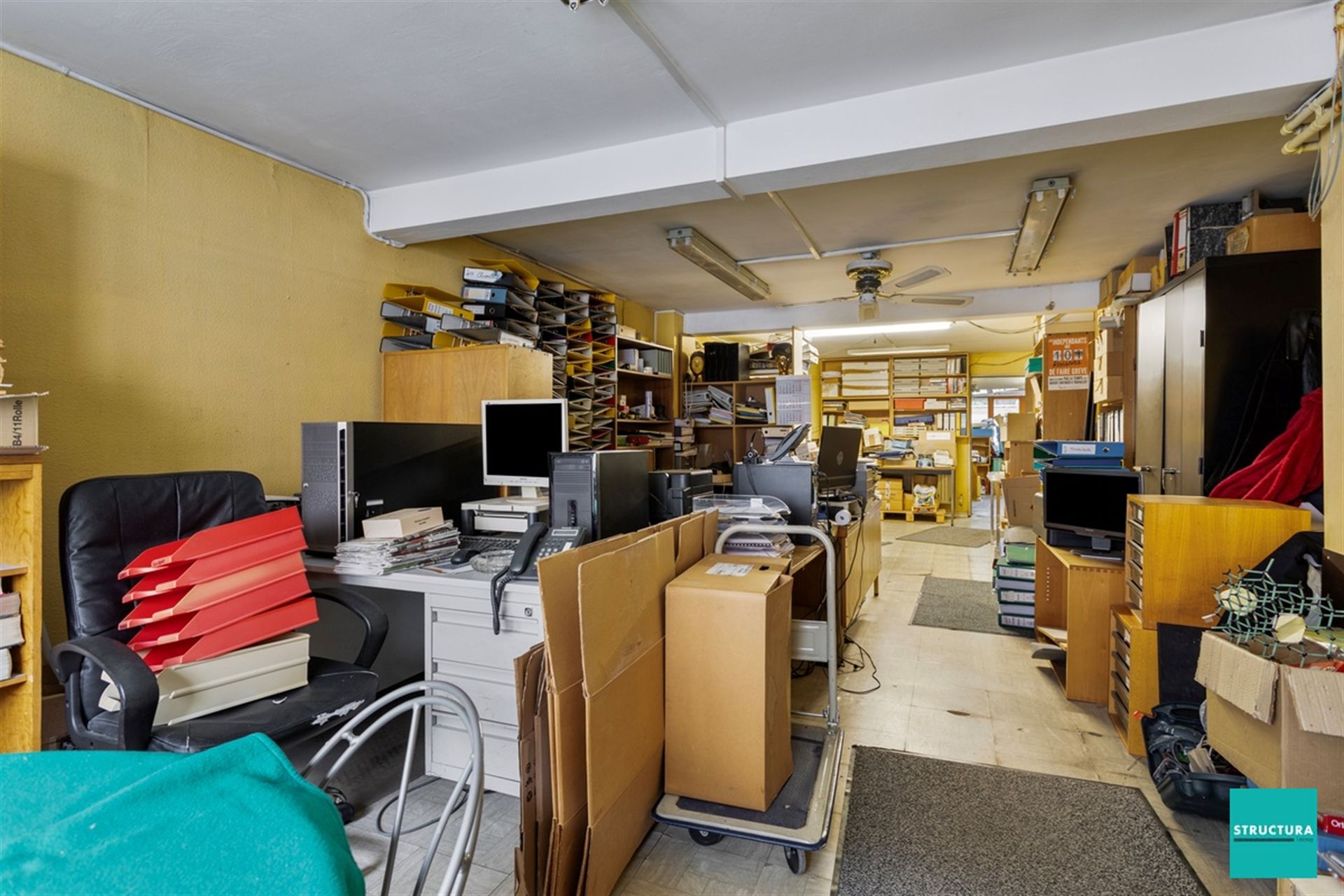 Eéngezinswoning met drie slaapkamers in rustige straat foto 3