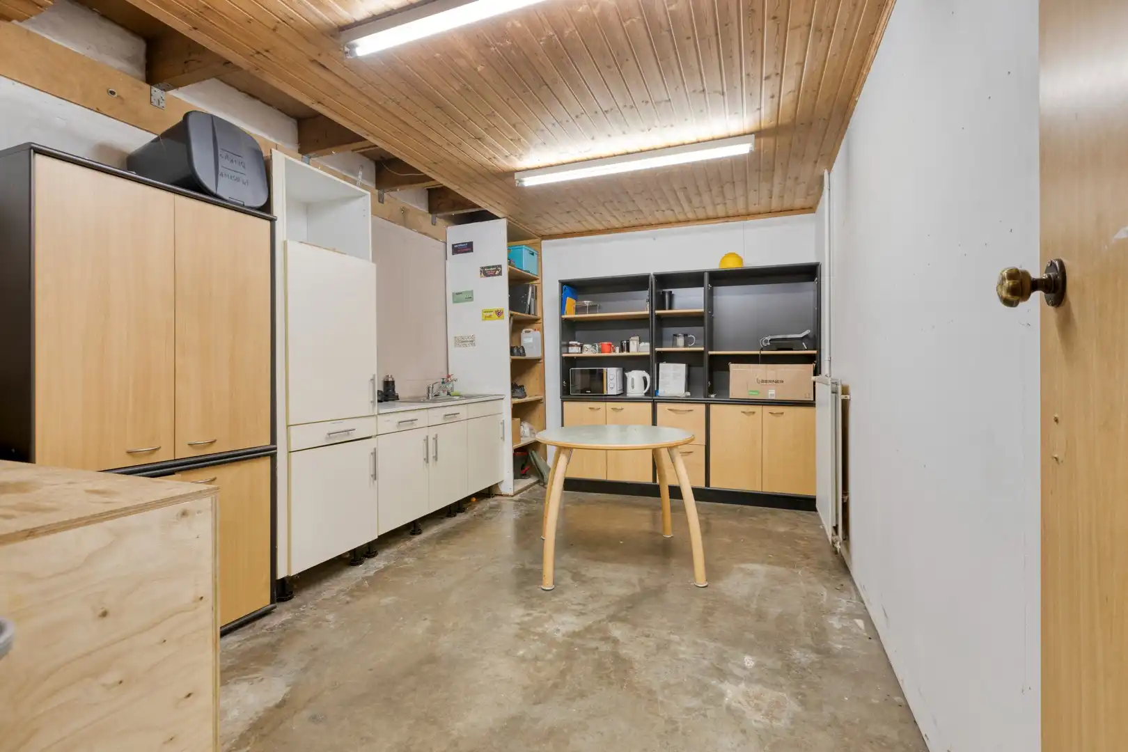 Te huur: Handelspand op toplocatie Hasseltweg foto 21