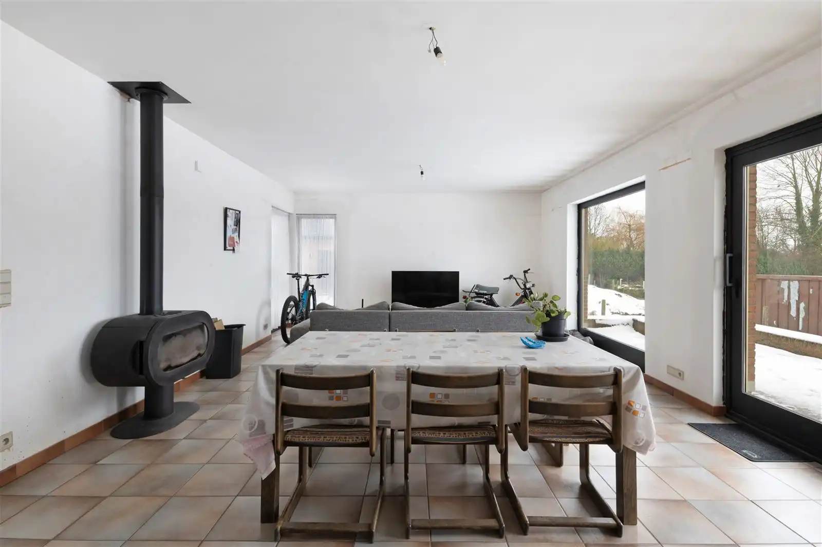 Rustig gelegen gezinswoning met tuin op 12are90 foto 3