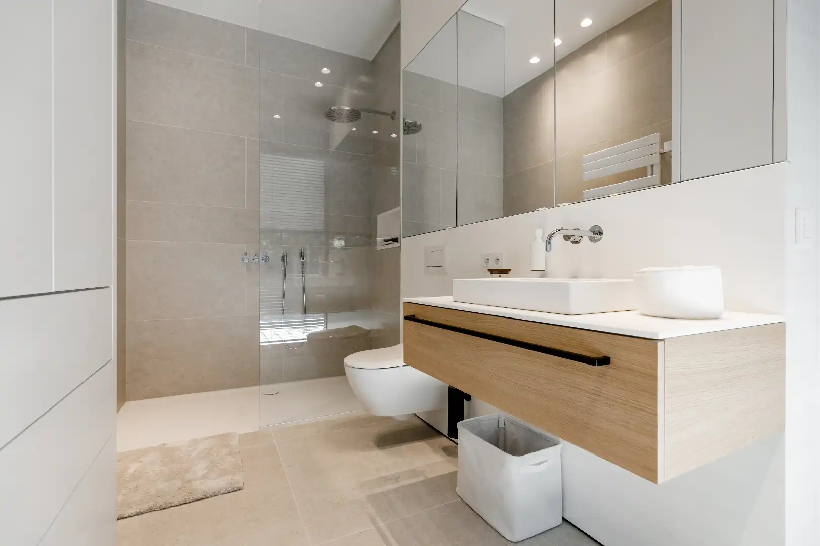 Unieke gerenoveerde teutenwoning (tweewoonst) foto 14