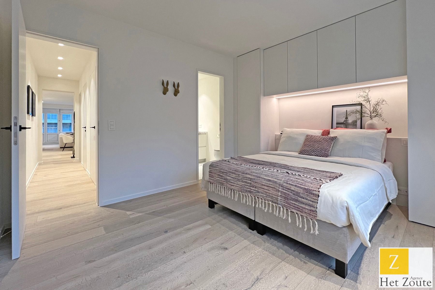 Luxueus gerenoveerd appartement nabij de zeedijk te Knokke foto 9