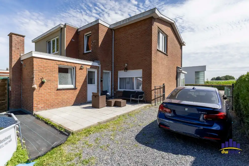 Ruime halfopen bebouwing met grote tuin in Lochristi opp. 688m² foto 14
