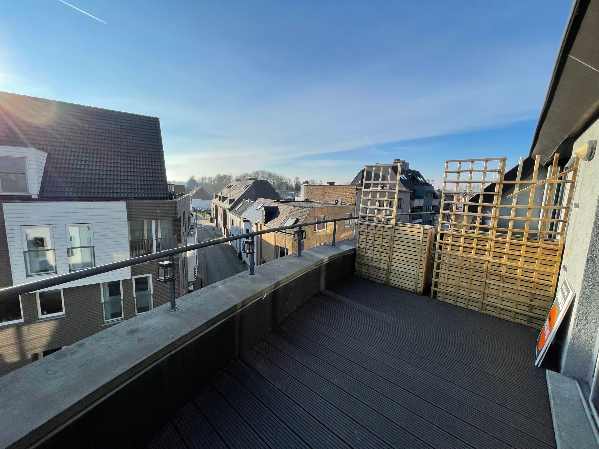 EREMBODEGEM - Gerenoveerd appartement in het centrum. foto 14