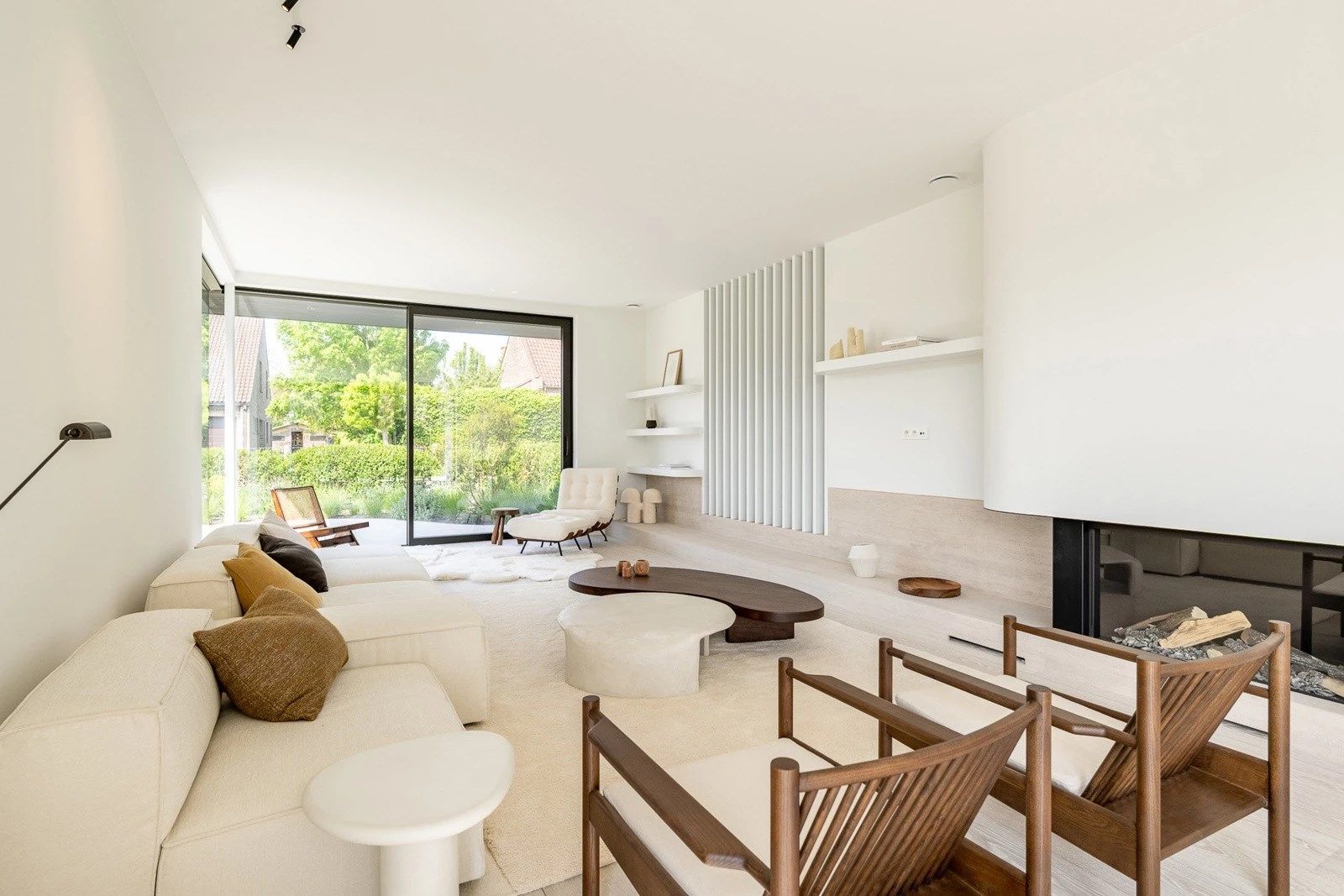 Prachtige nieuwbouwvilla met hoogwaardige afwerking in een residentiële wijk te Knokke foto 3