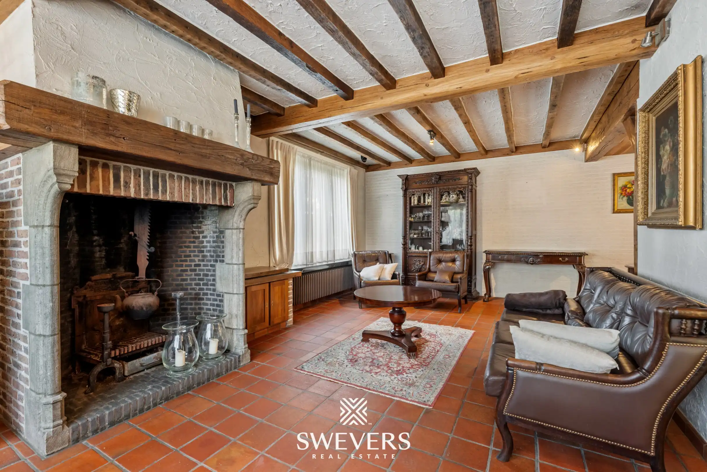 Knappe woning met orangerie, mogelijkheid tot 4 slpk en achterliggende bouwgrond foto 4