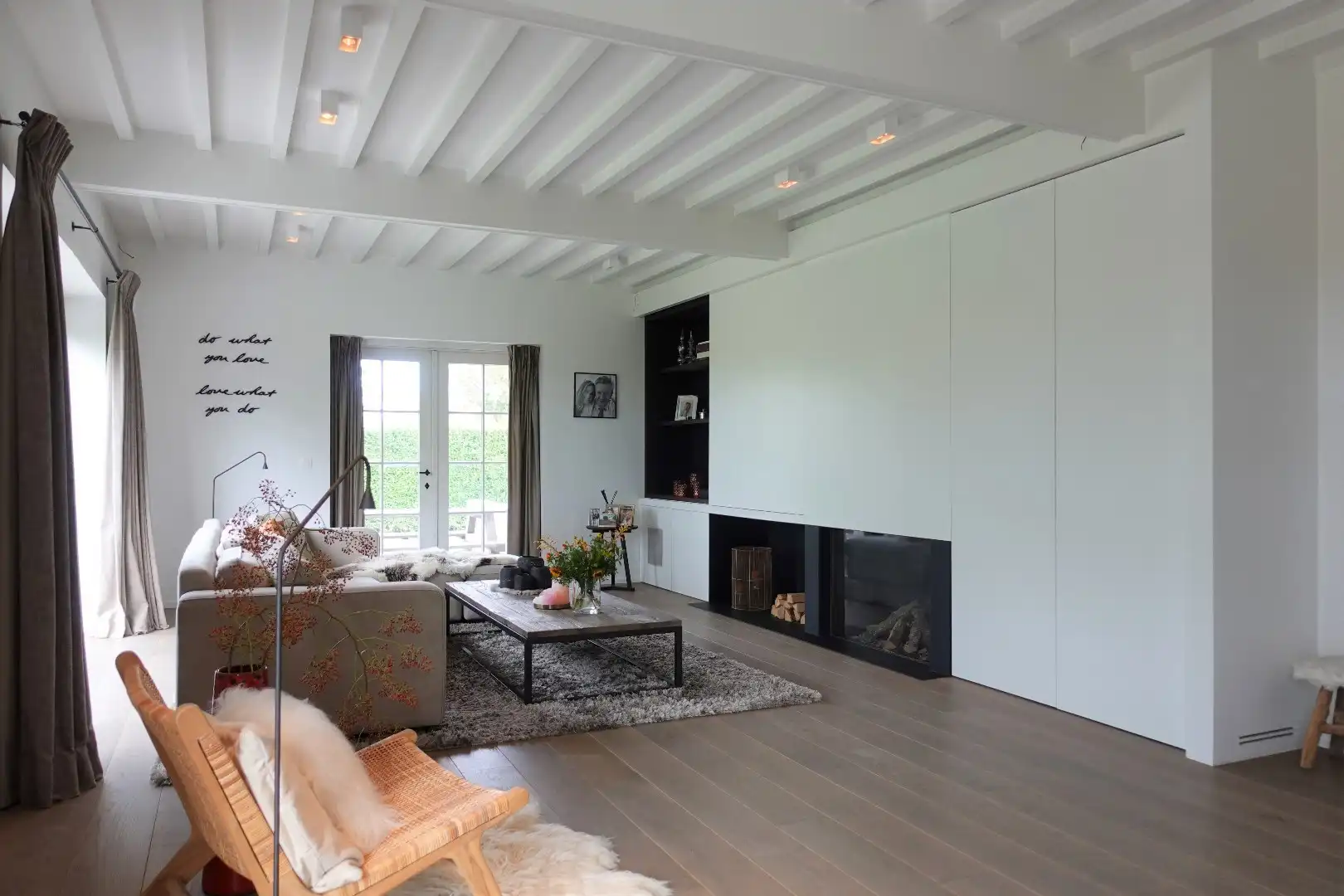 Prachtige karaktervolle villa op groot perceel nabij invalswegen foto 6