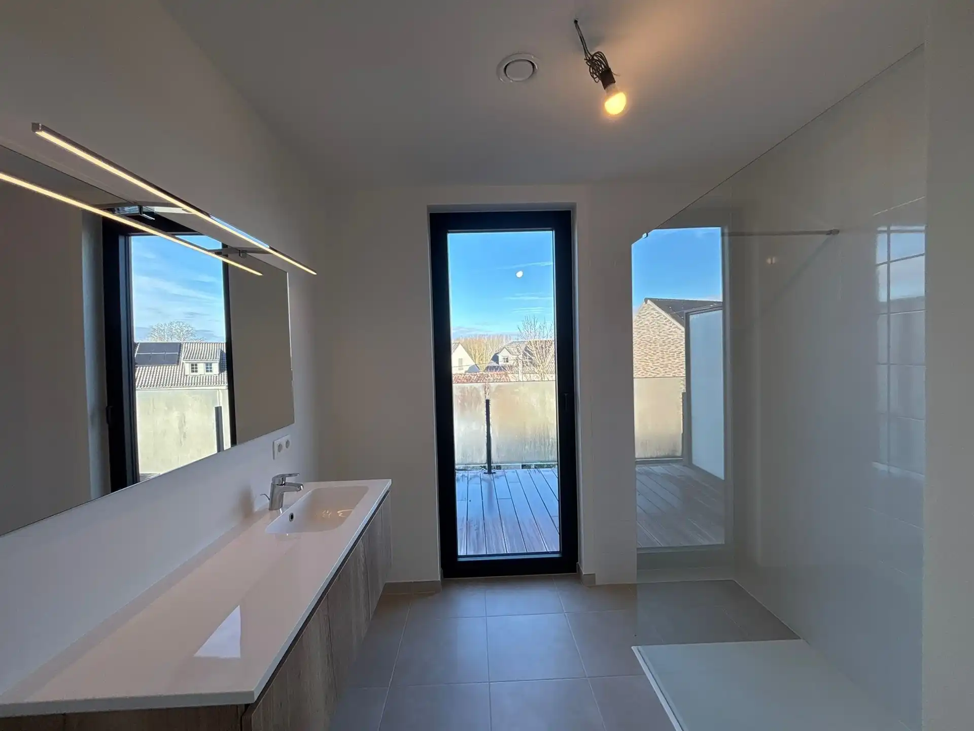 Modern duplex-appartement met private tuin en ruime terrassen in Asse! foto 22