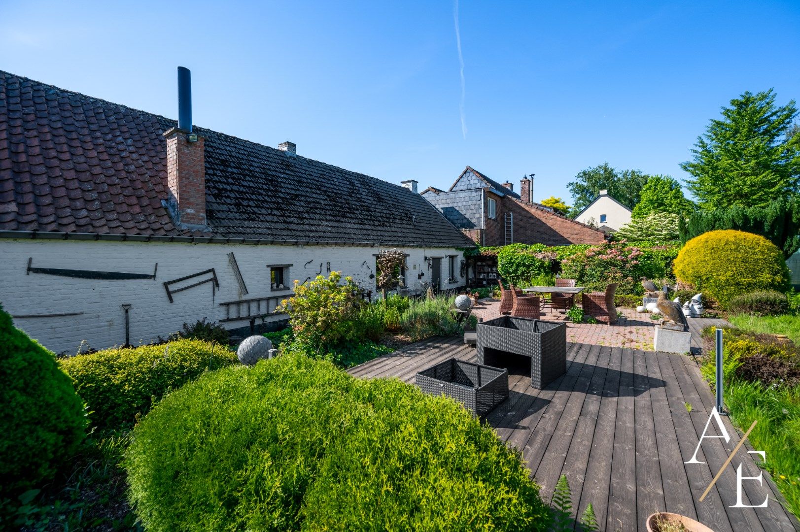 Authentieke half-open fermette “Windekind” in hartje Aaigem foto 10