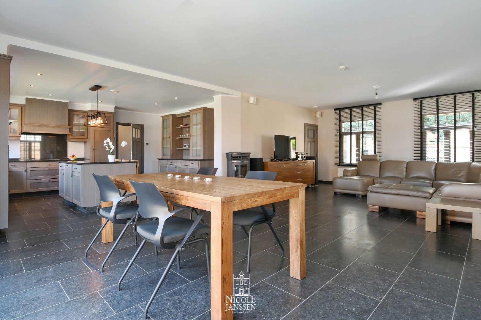 Prachtig landhuis met verfijnde afwerking op een top locatie foto 7