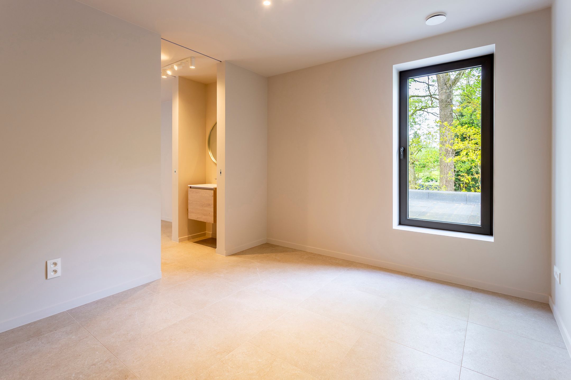 nieuwbouw luxevilla met riante tuin foto 16