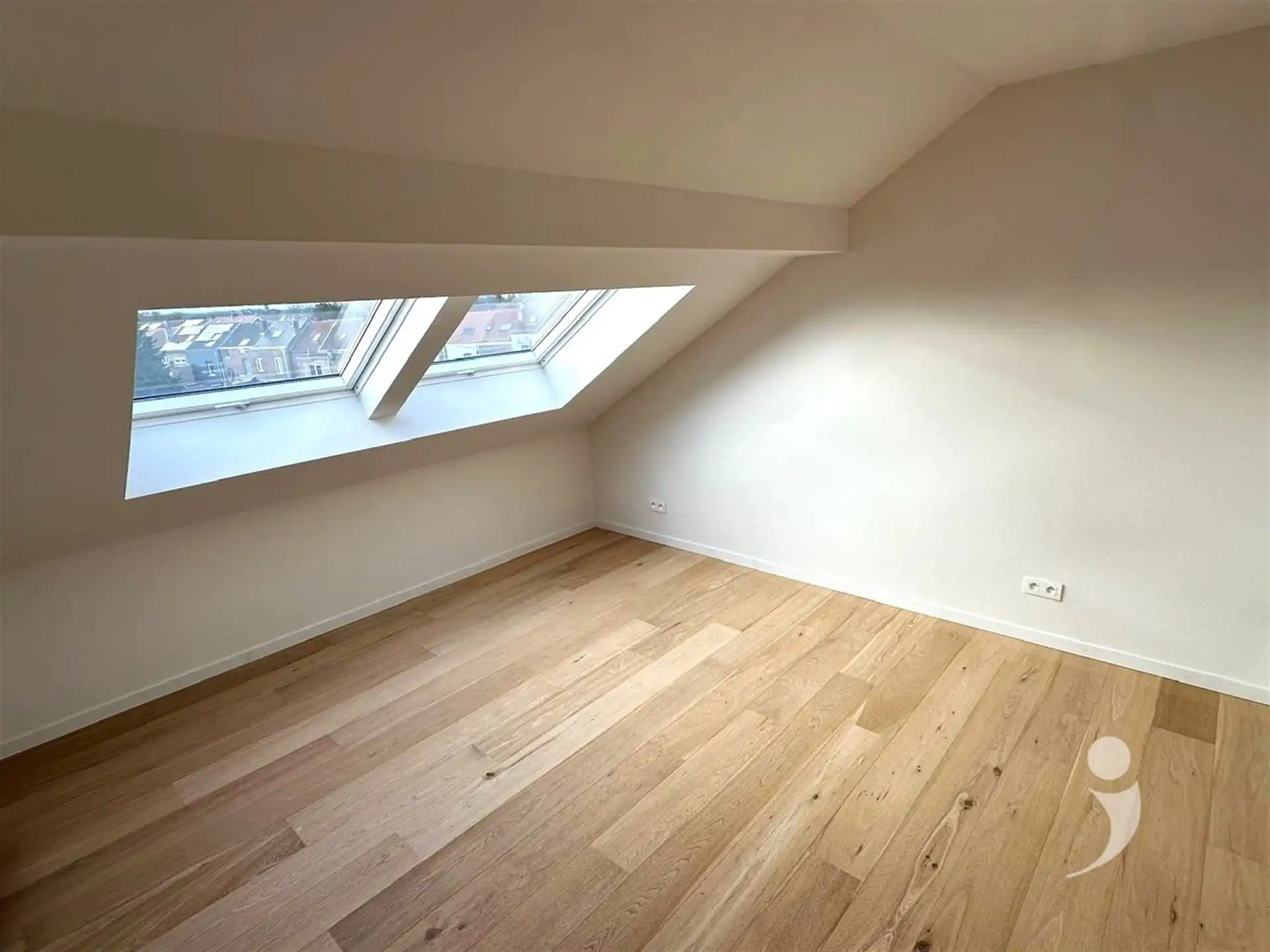 Knap vernieuwbouwappartement foto 11