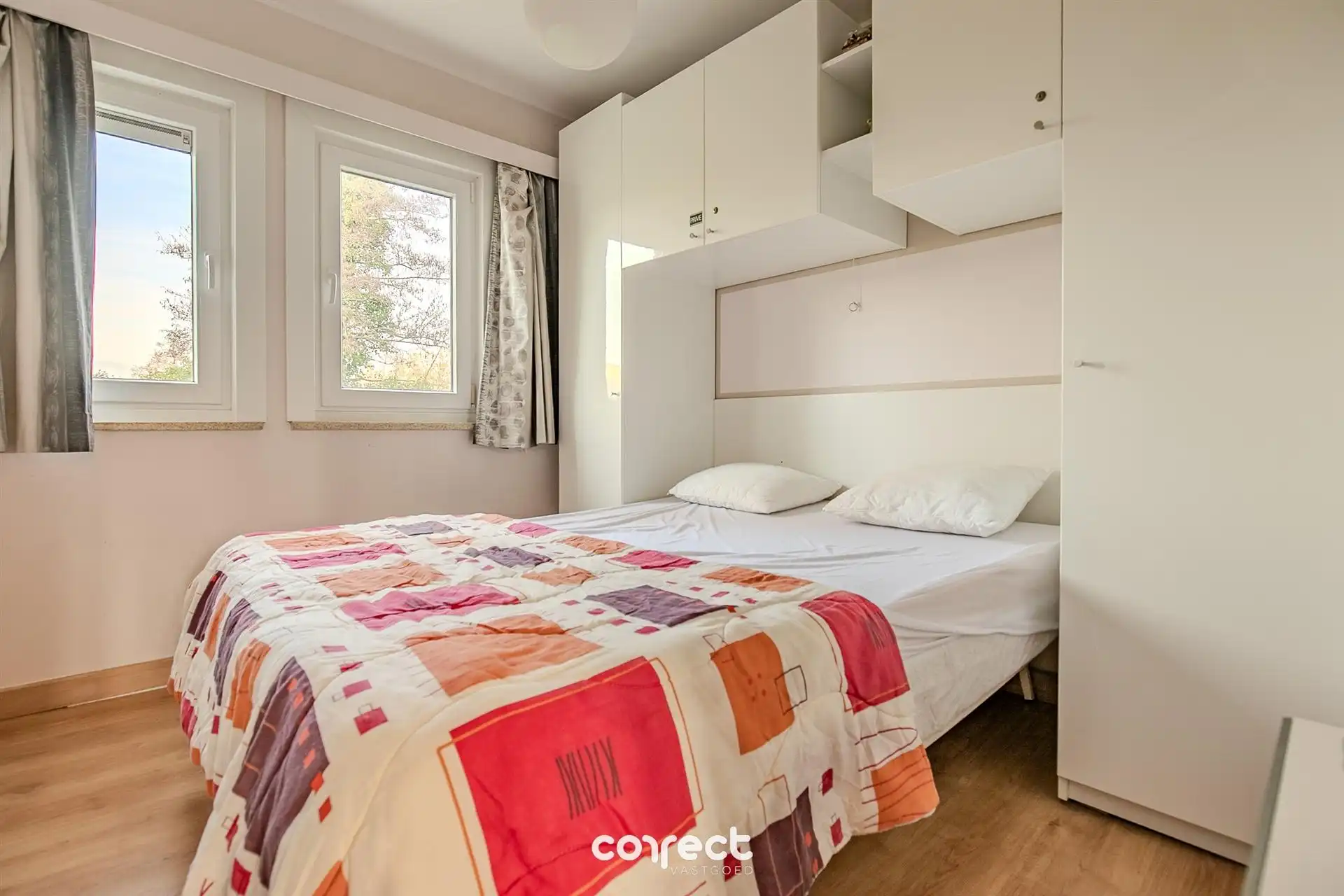 Gelijkvloers 2 slaapkamerappartement. foto 6