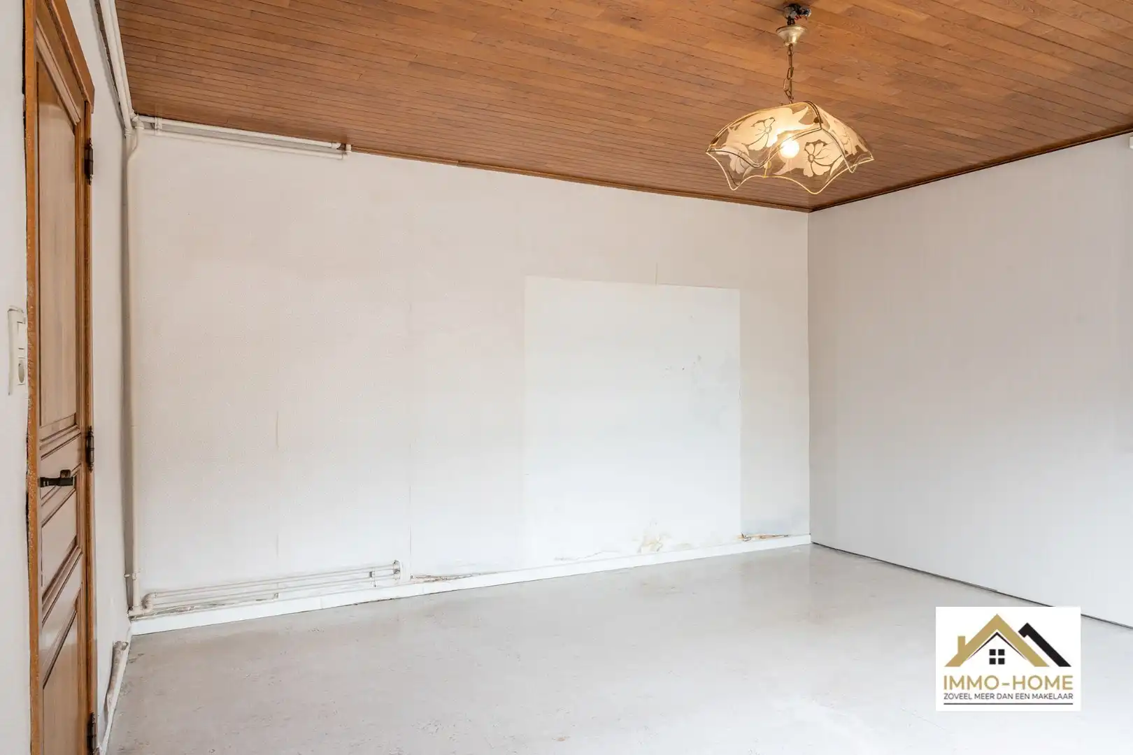 Op te frissen woning op topligging in centrum Lochristi!  foto 15