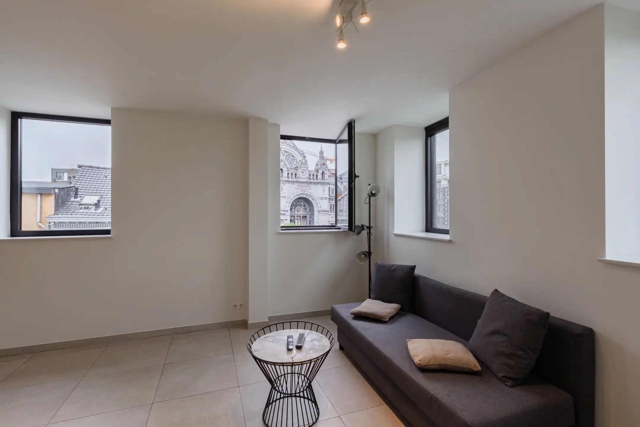 ANTWERPEN CENTRUM - Appartement met perfecte bereikbaarheid foto 3