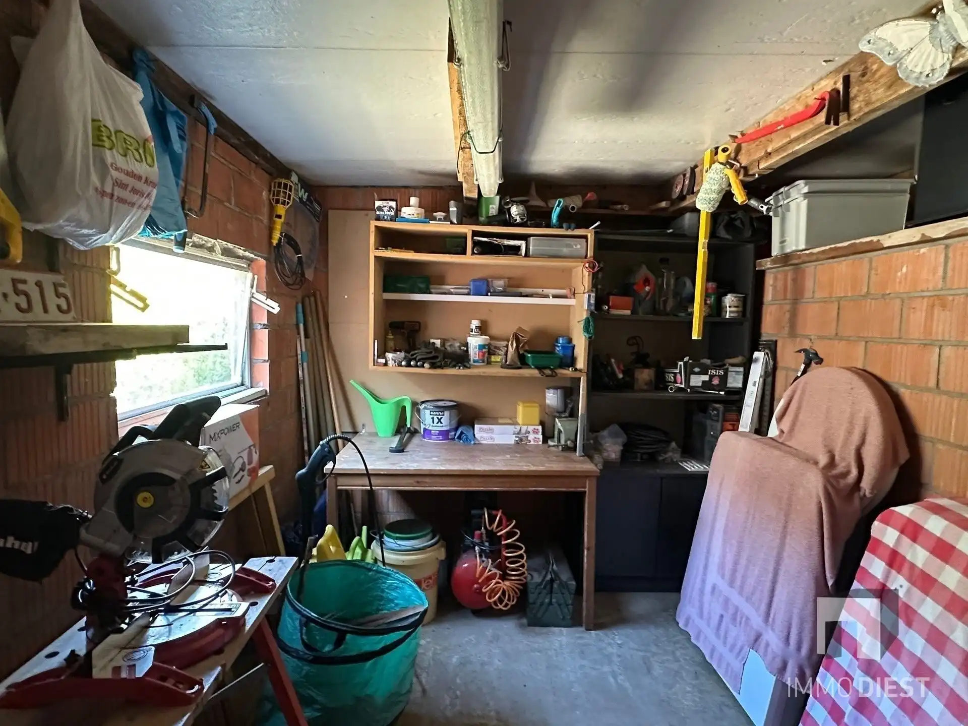 Energiezuinige woning met 3 slaapkamers, extra ingerichte leefruimte, zonnige stadstuin en garage in het centrum van Diest. foto 24