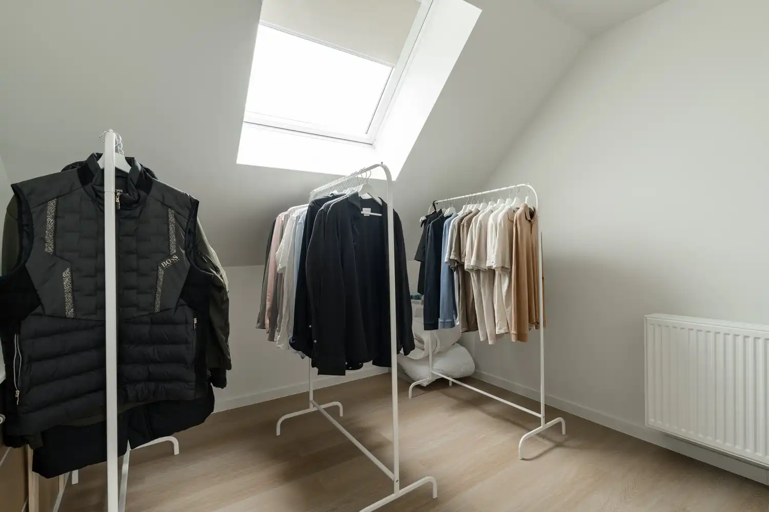 Prachtige villa te koop in Lommel - 4 slaapkamers, 2 badkamers, garage en ruime tuin op 566 m², volledig gerenoveerd in 2025! foto 32