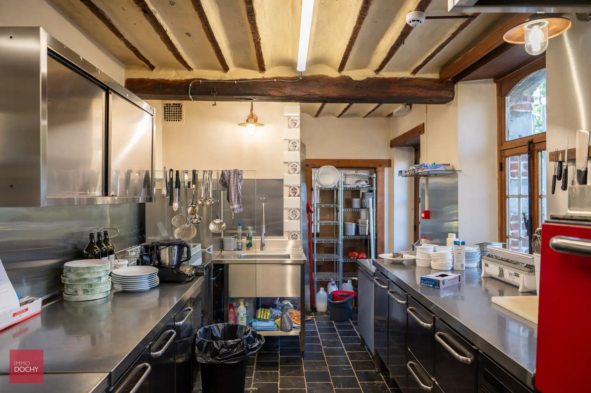 Karaktervolle eigendom met restaurant en woonst foto 16