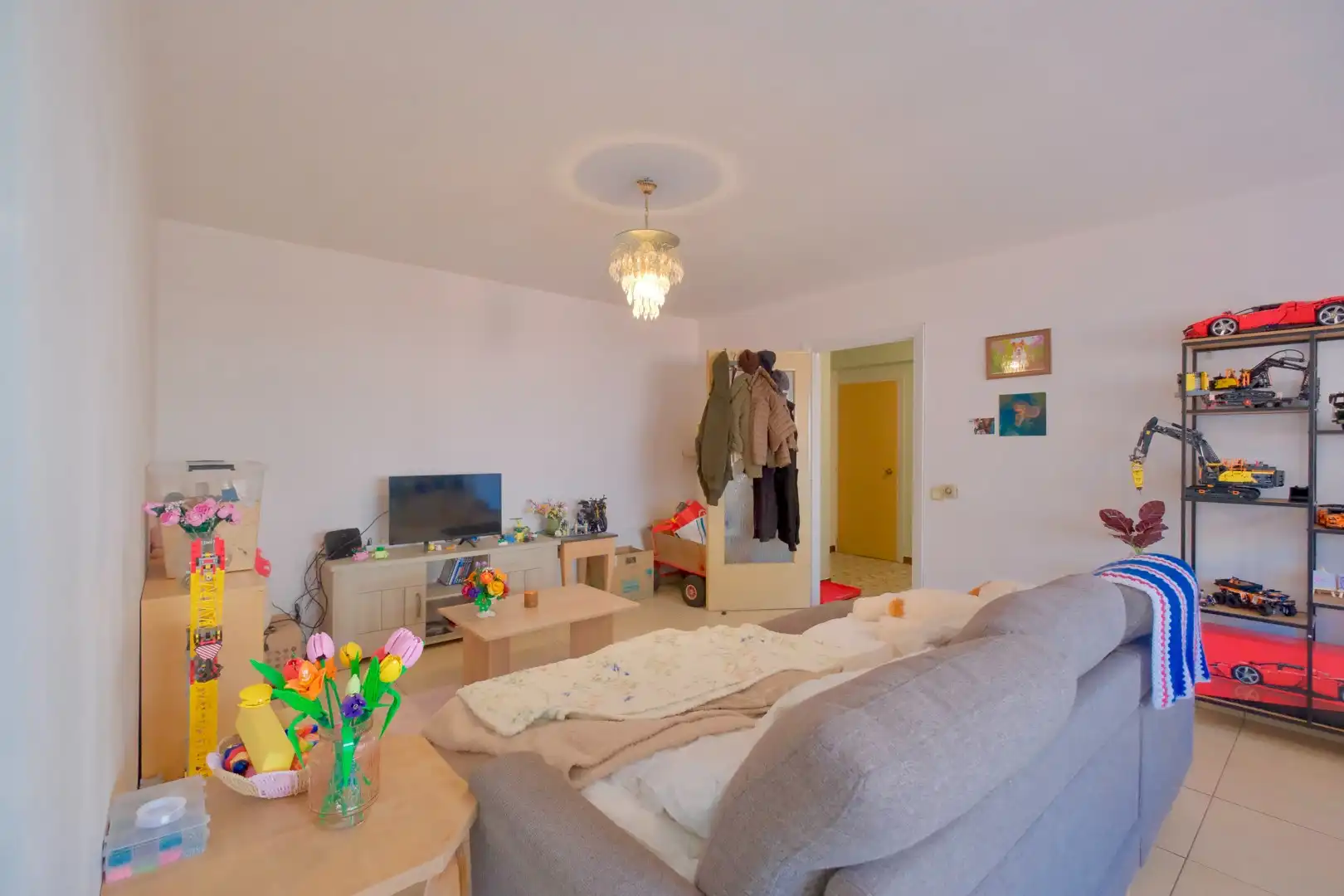 Roeselare – Gezellig appartement met 2 slpks nabij het centrum! foto 2