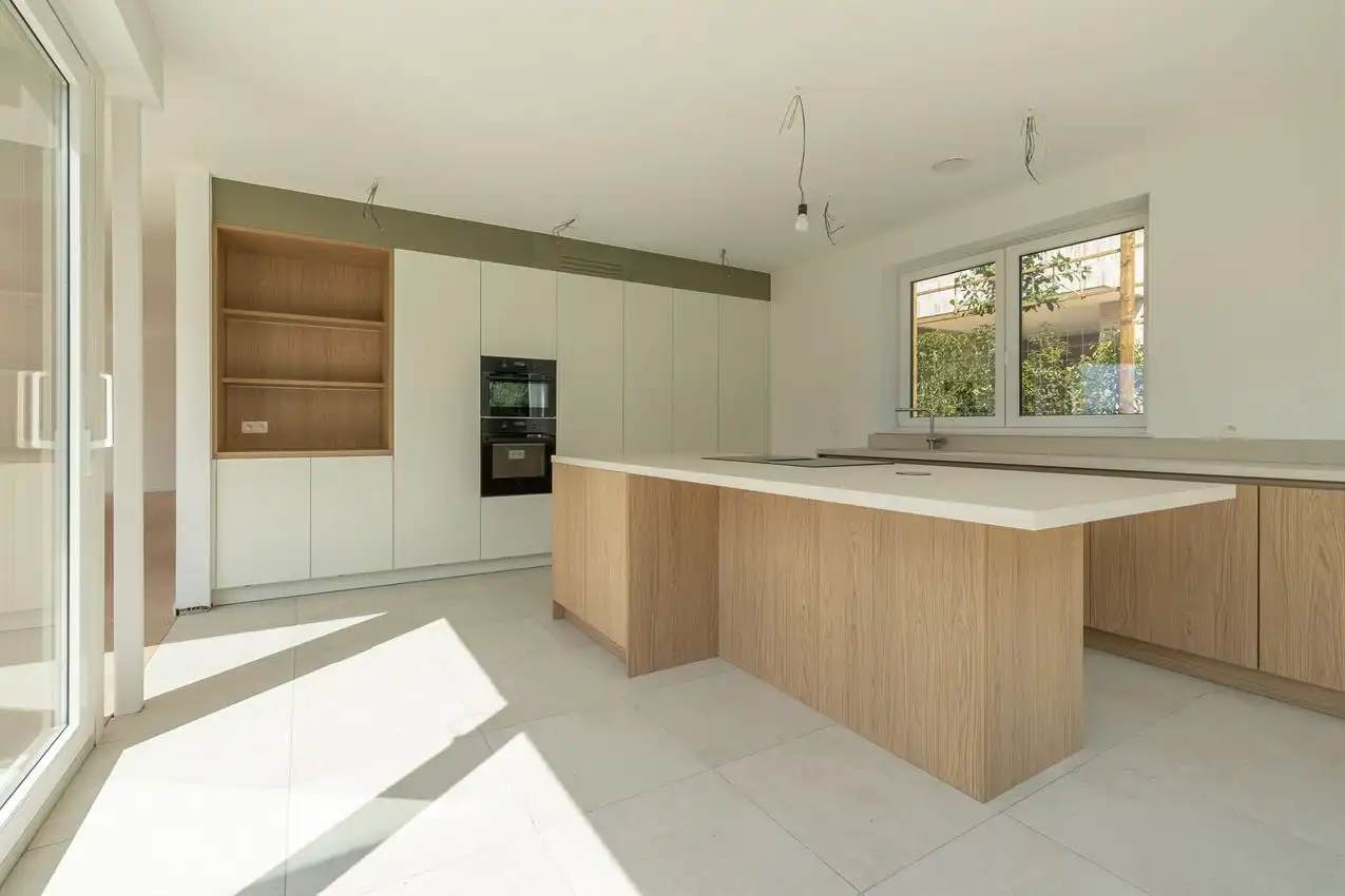 Instapklare nieuwbouwwoning met 4 slaapkamers, 2 badkamers en E-peil 9 foto 15