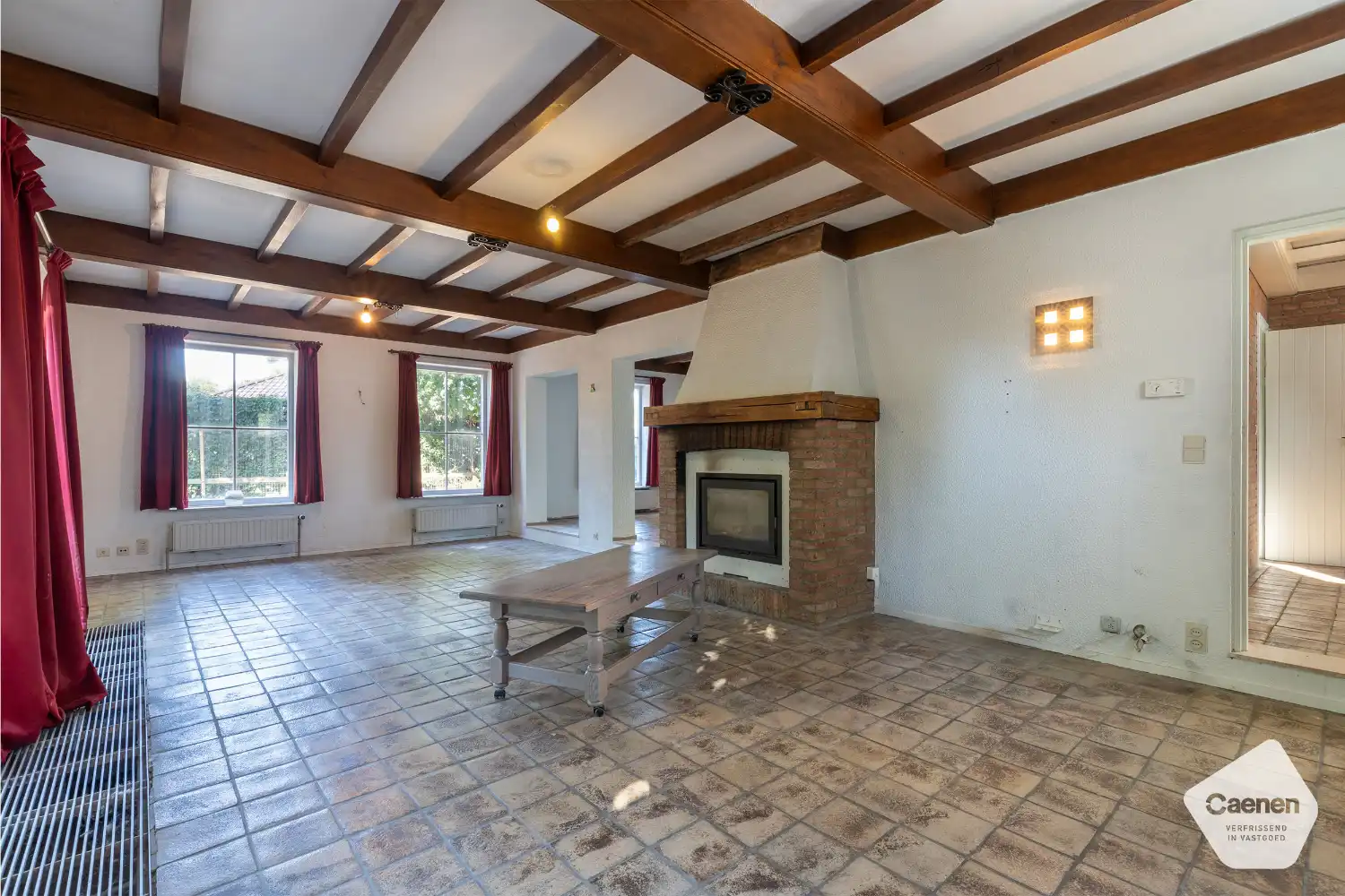 Te renoveren villa met 3 slaapkamers, 2 badkamers, sauna en ruime tuin foto 3