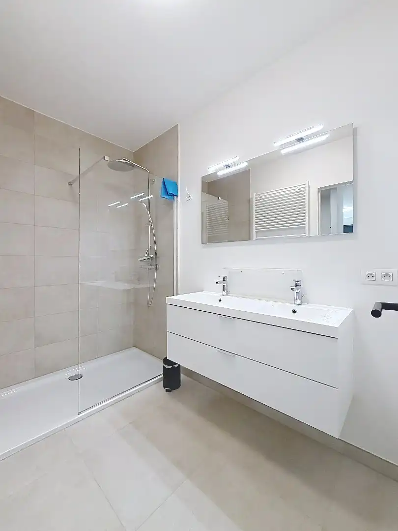 Instapklaar ruim appartement - ruim zonneterras foto 11