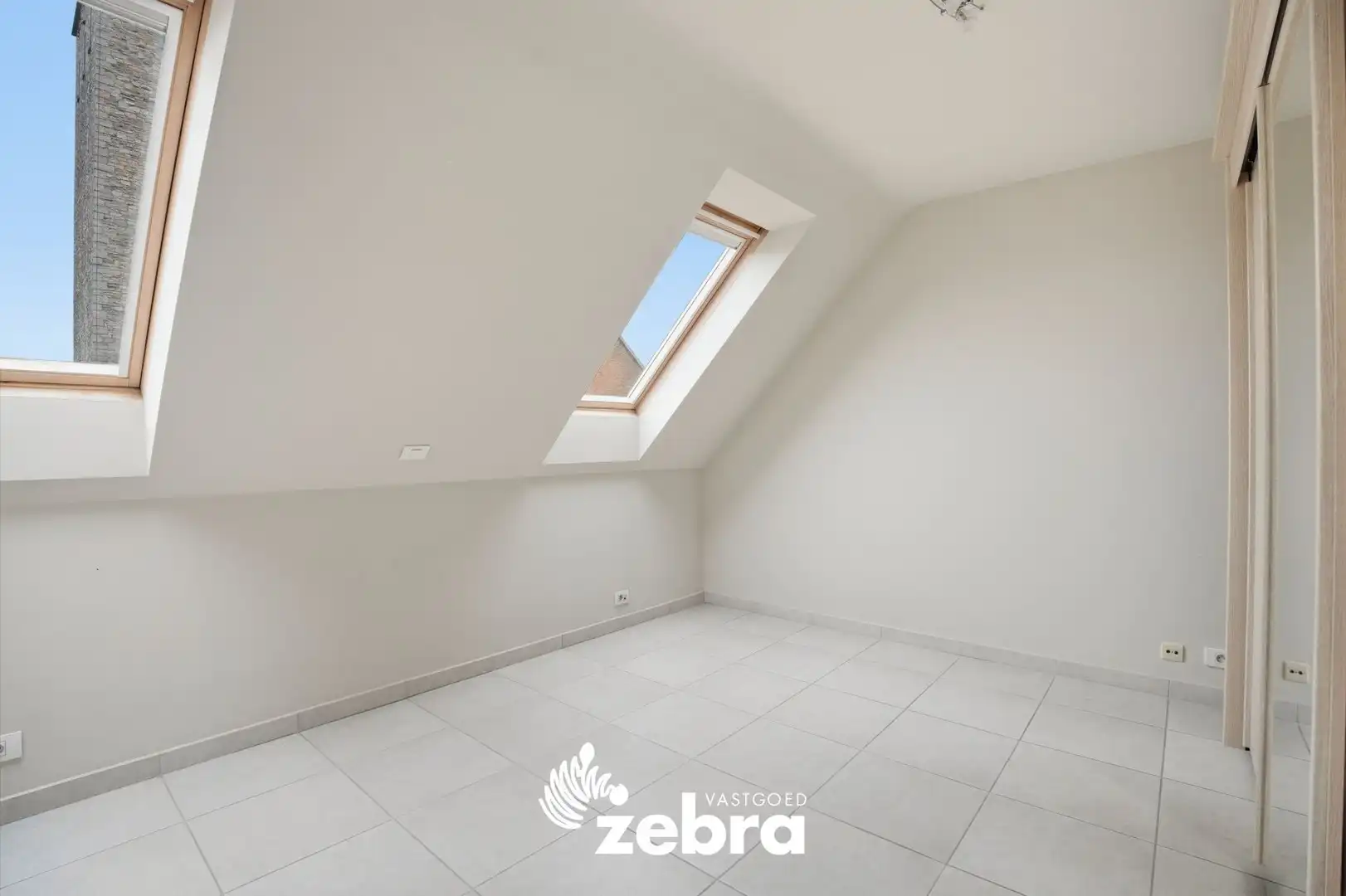 Recent appartement met 3 slp en 2 badk in groene wijk te Roeselare! foto 12