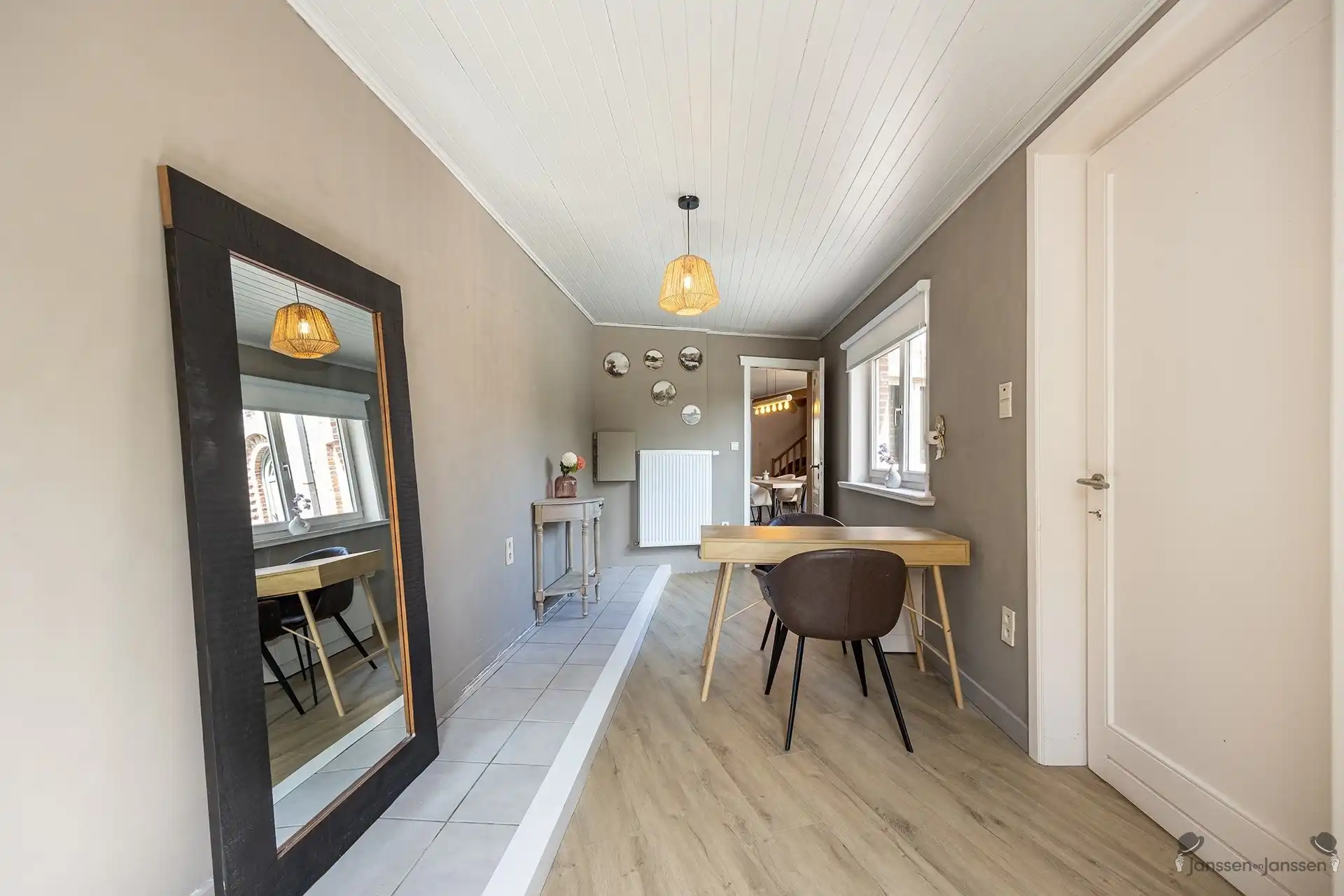 Landelijke woning met mooi uitzicht en weide foto 13