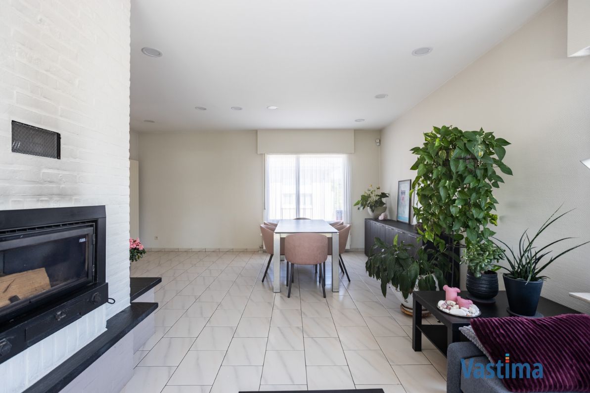 Bungalow in een oase van ruimte en rust in het hart van Ternat – ideaal voor gezinnen, kangoeroe wonen of vrij beroeper. foto 8
