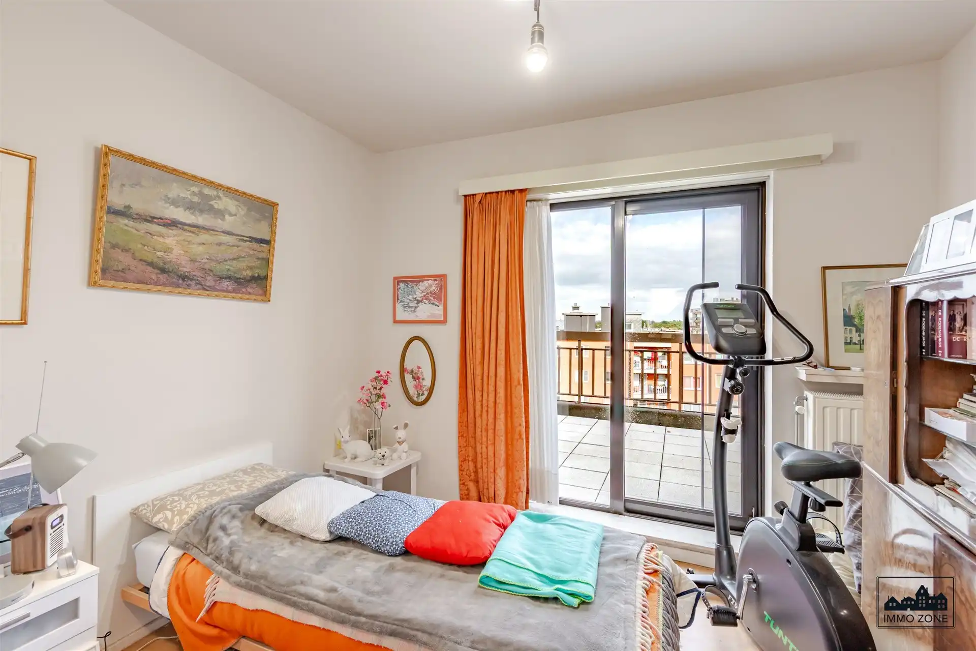 Ruim en lichtrijk appartement met terras in Sint-Niklaas foto 13