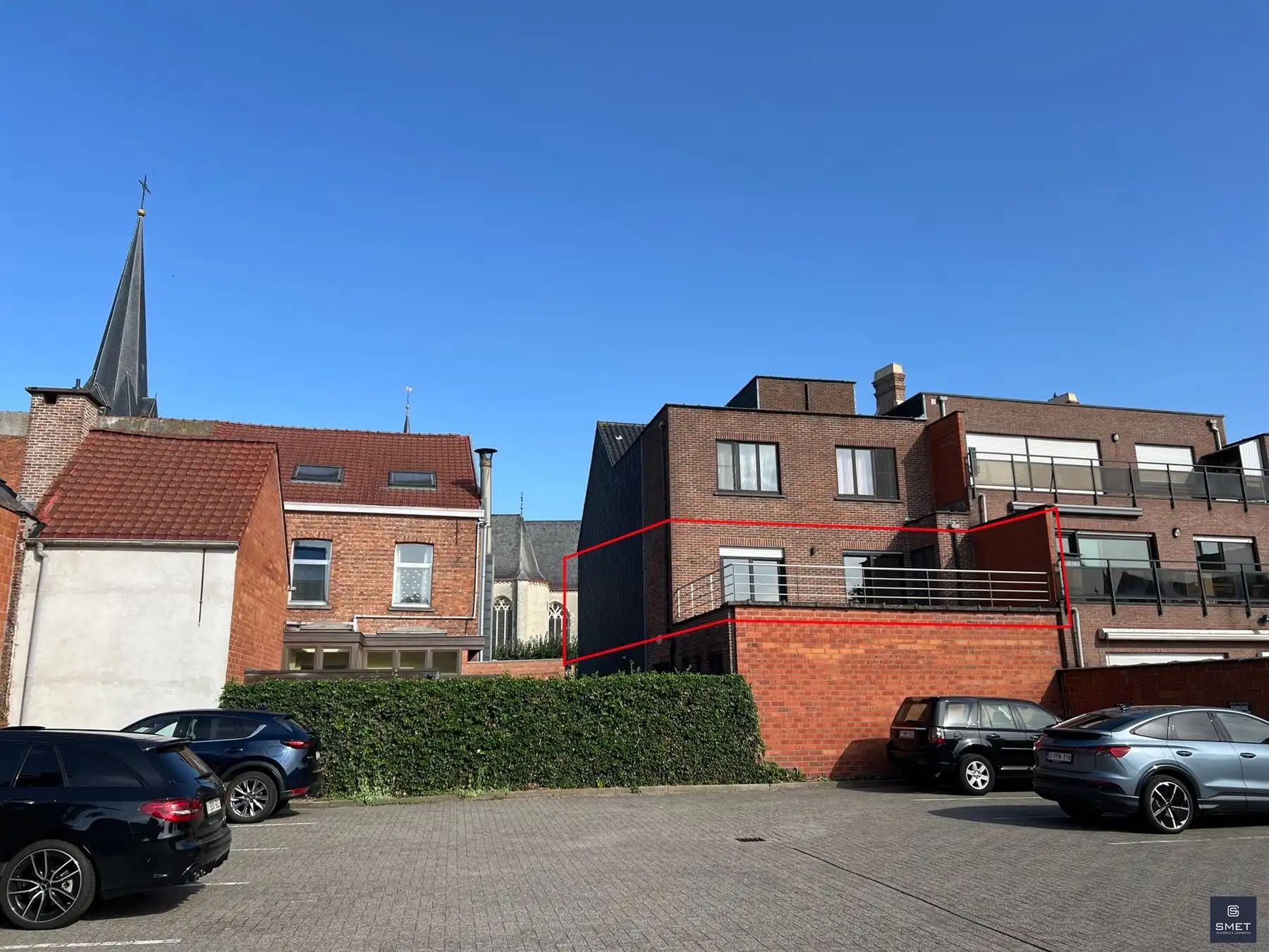 APPART. MET 2 SLPKS EN MEGAGROOT TERRAS IN CENTRUM foto 3