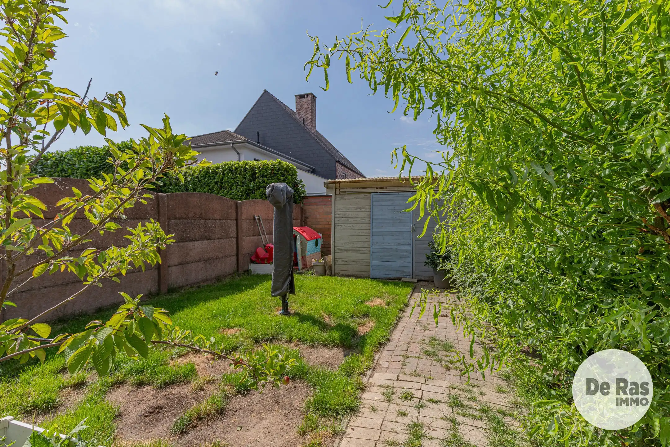 LEDE - Te renoveren woning met 4 slaapkamers nabij centrum foto 23