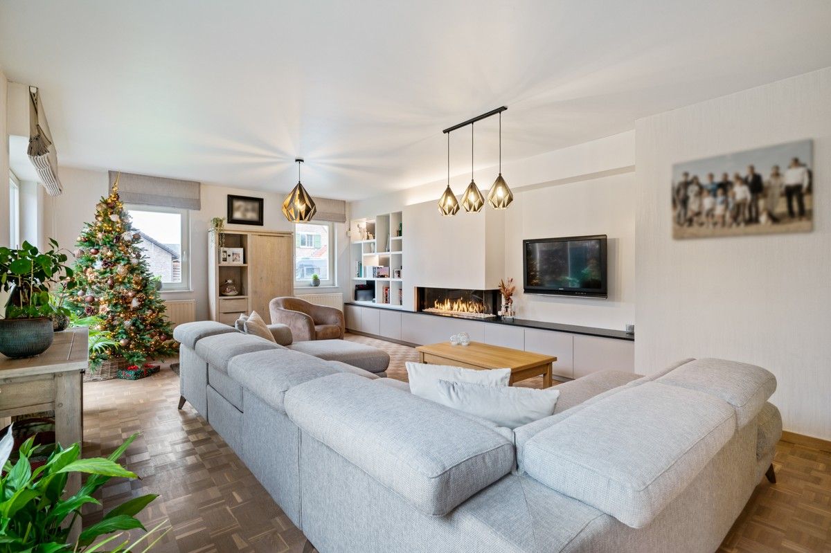 Thuiskomen in alle rust - charmante woning met 4 slaapkamer op 645 m² in doodlopende straat. foto 6