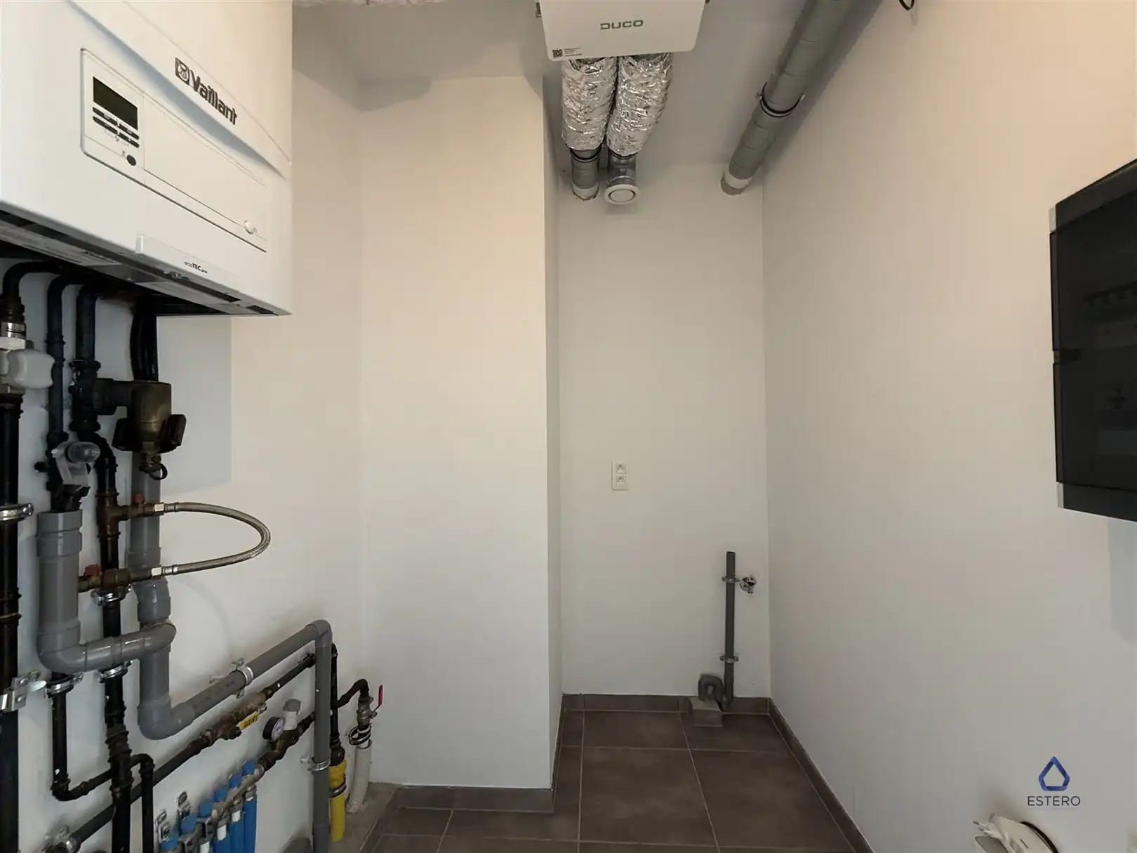 Nieuwbouwappartement met 1 slaapkamer en terras foto 8