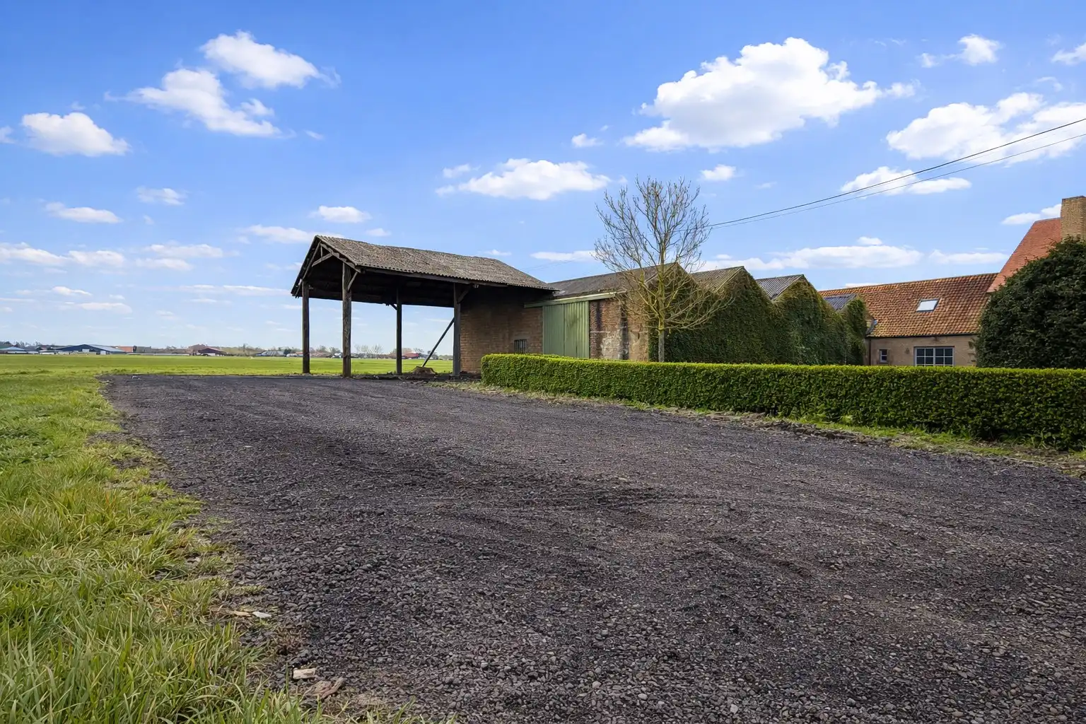 Fermette met atelierruimte/opslagruimte op prachtige locatie foto 22