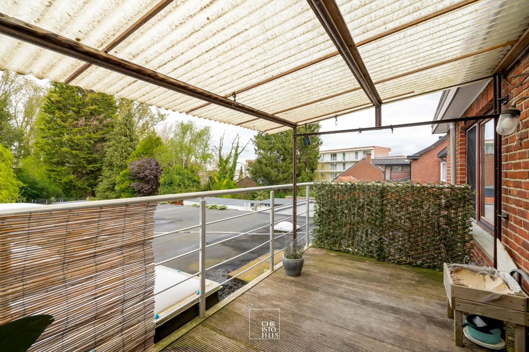 Ruime woning (199 m²) met tuin en tal van renovatiemogelijkheden! foto 20