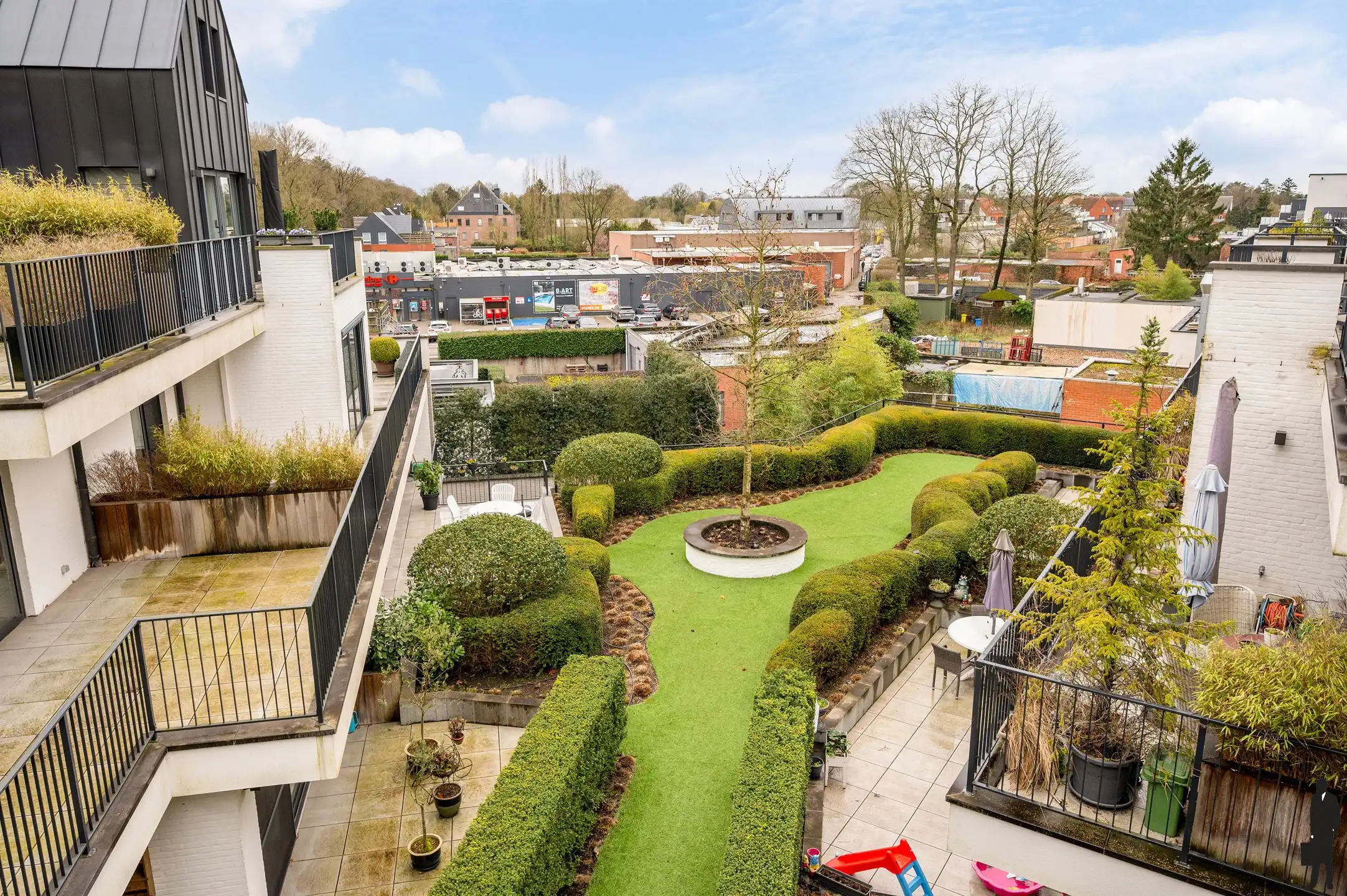 Ruim duplex appartement met 2 slaapkamers in het centrum van Heide foto 17