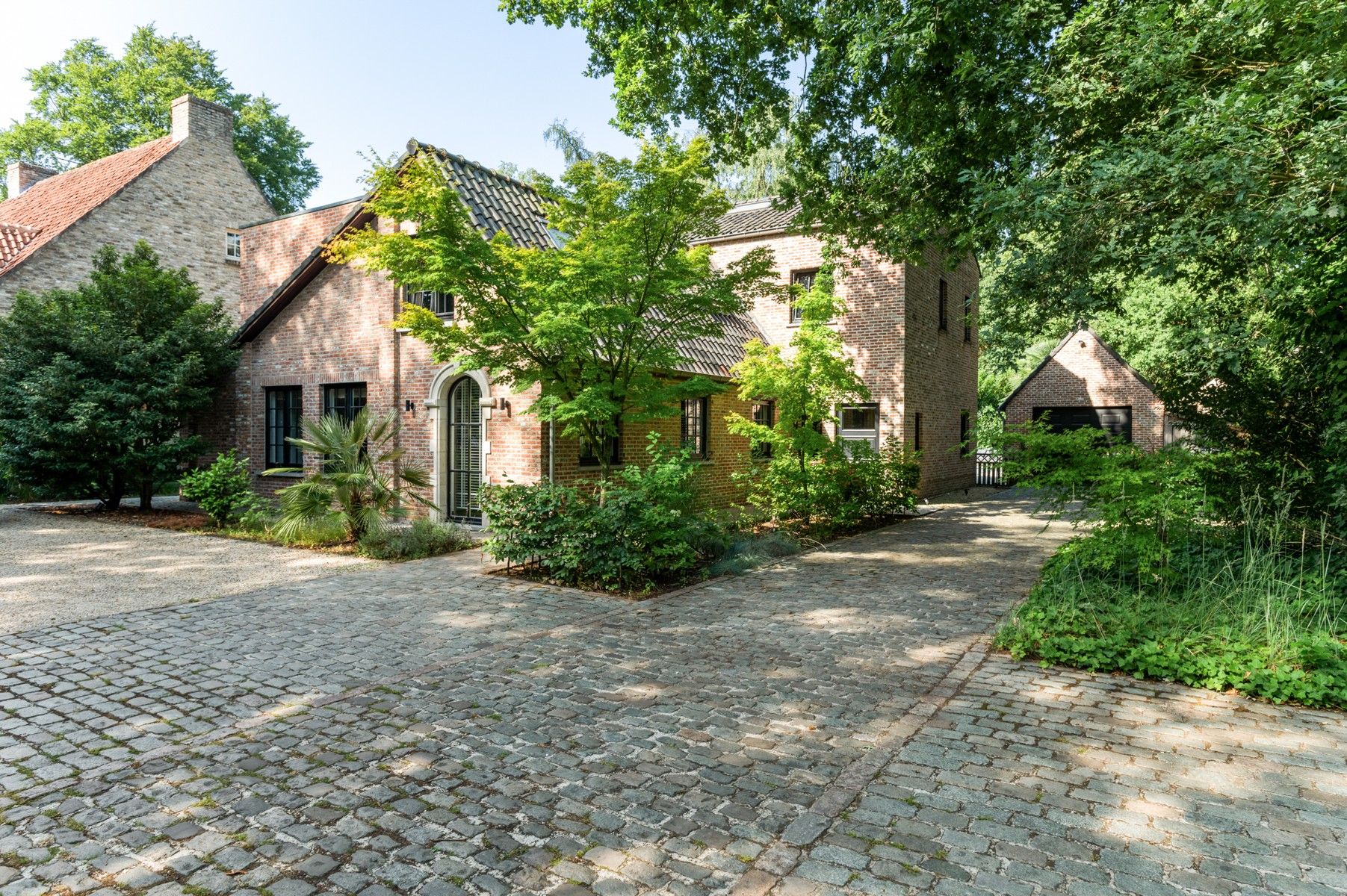 Charmante en ruime villa met zwembad foto 34