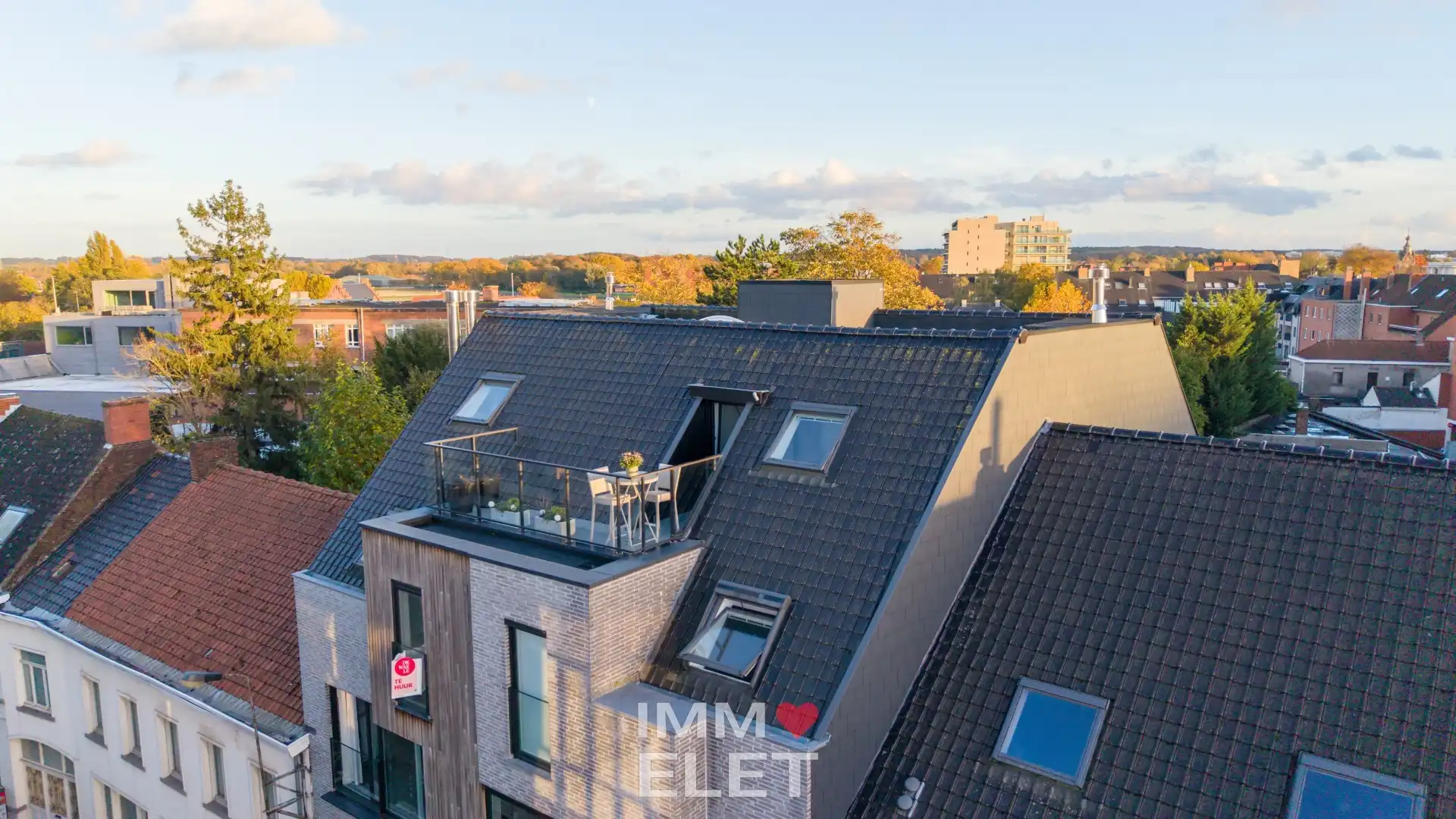 PENTHOUSE MET 2 TERASSEN & GROTE GARAGE foto 5