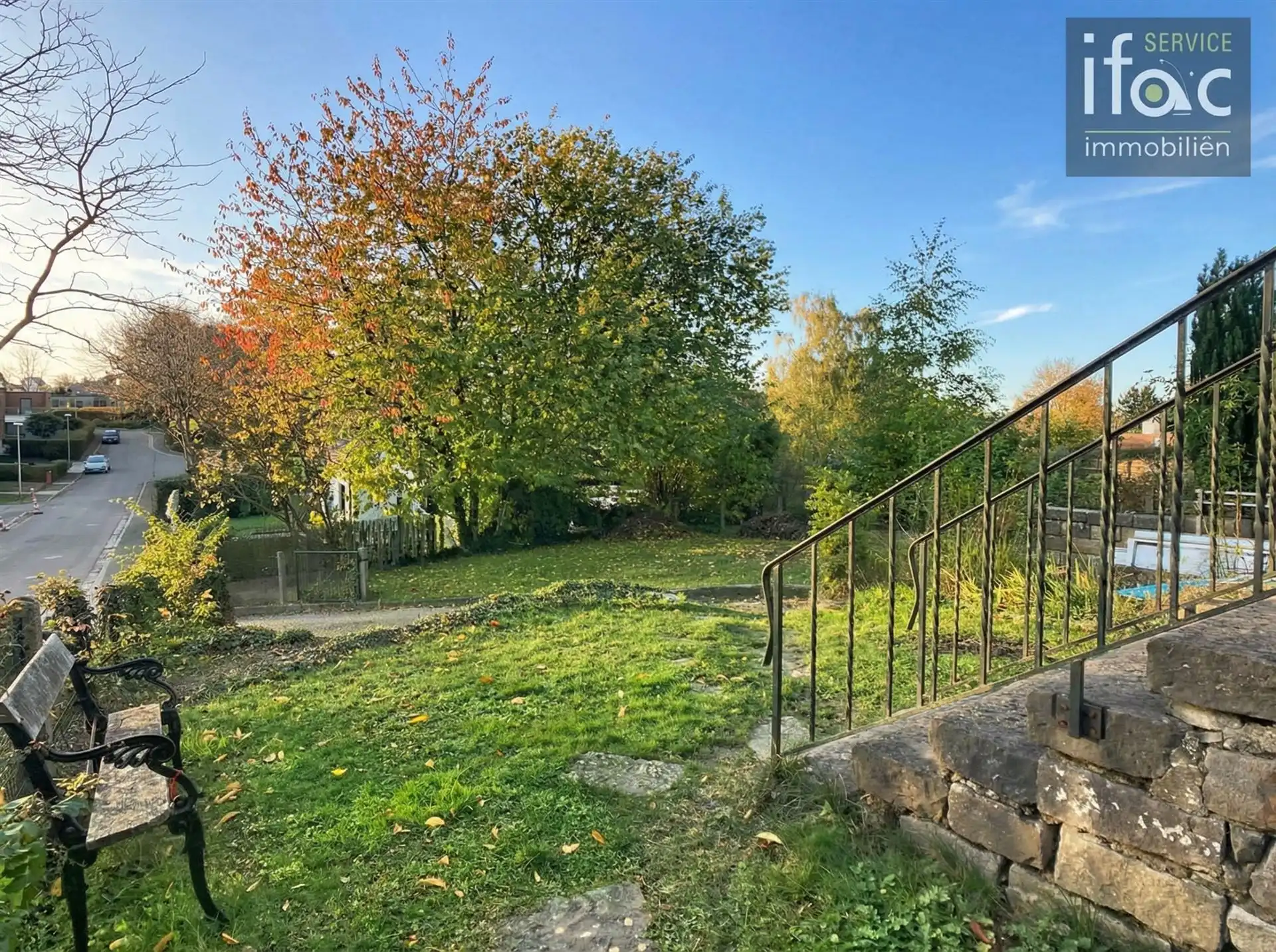 Huis met 4 slpks, 2 badk., tuin en garage foto 25