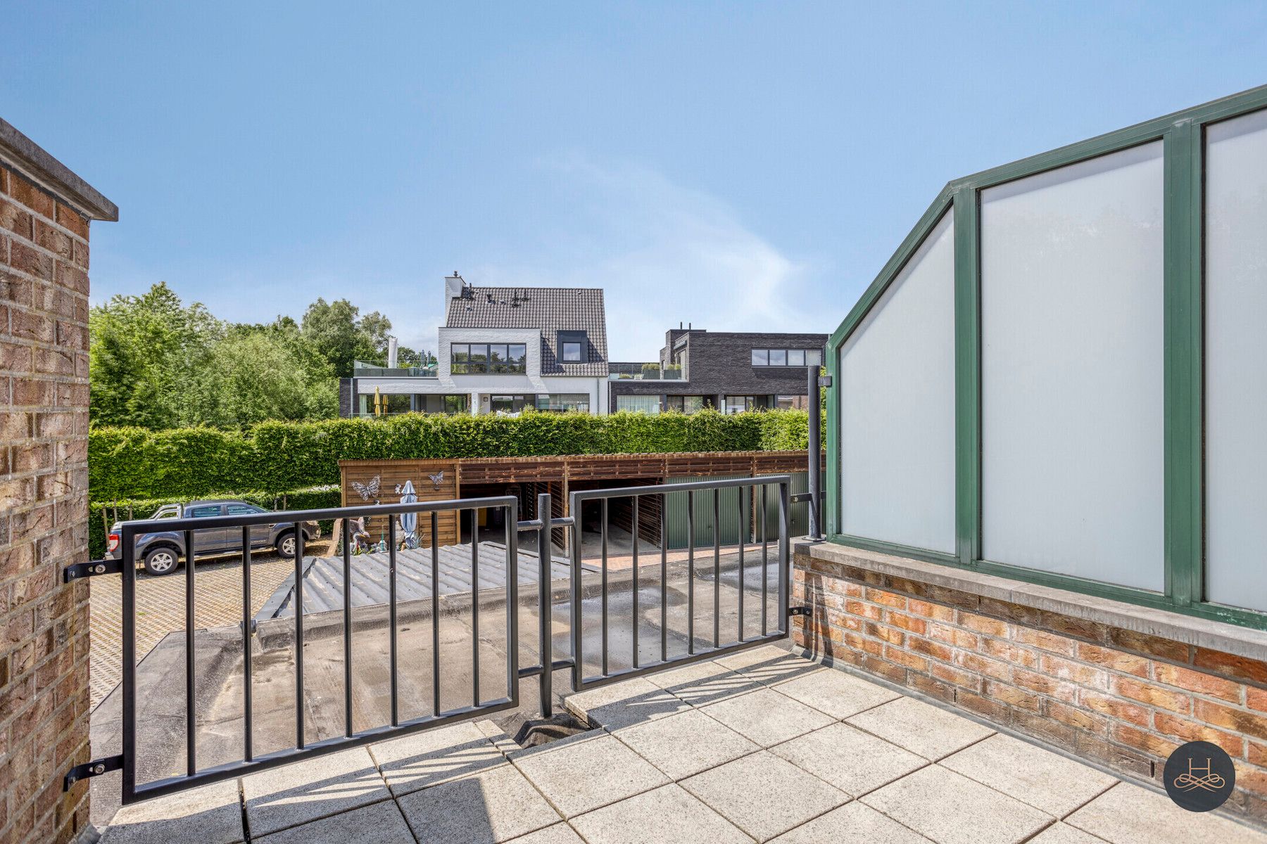 Instapklare duplex met 2 slaapkamers en terras in Baal foto 23